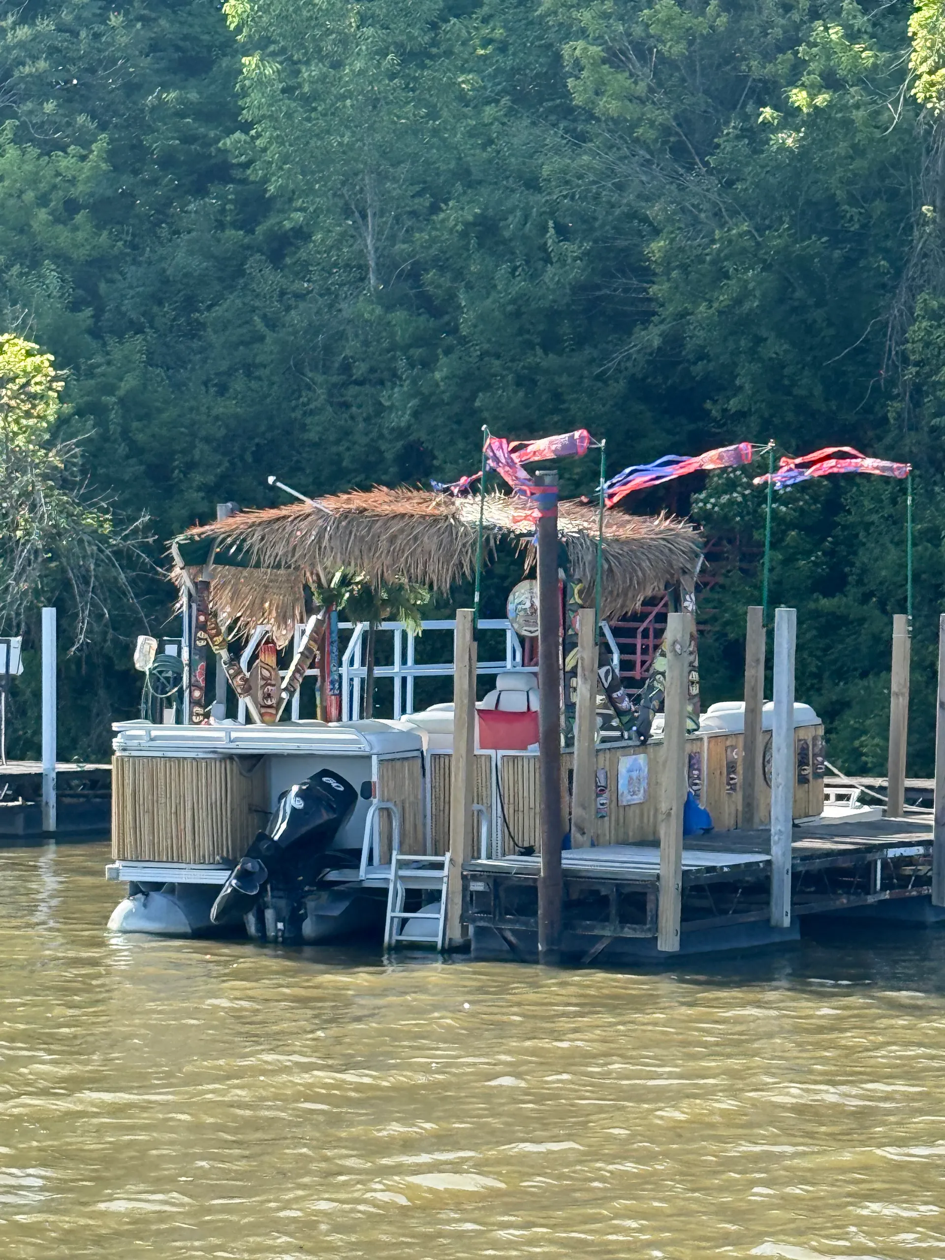 CREST PONTOONS 22 CREST II in Toledo, OH — photo 7