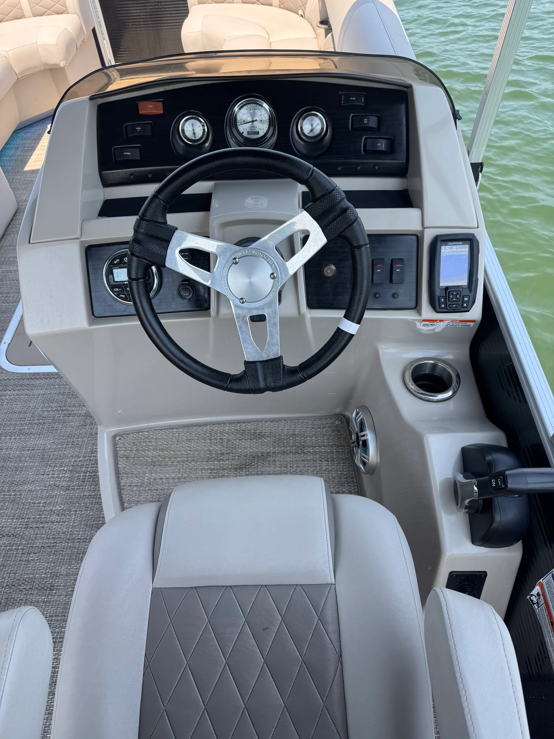 Tube and Cruise Lake Norman Luxury Bennington Tritoon Swingback 