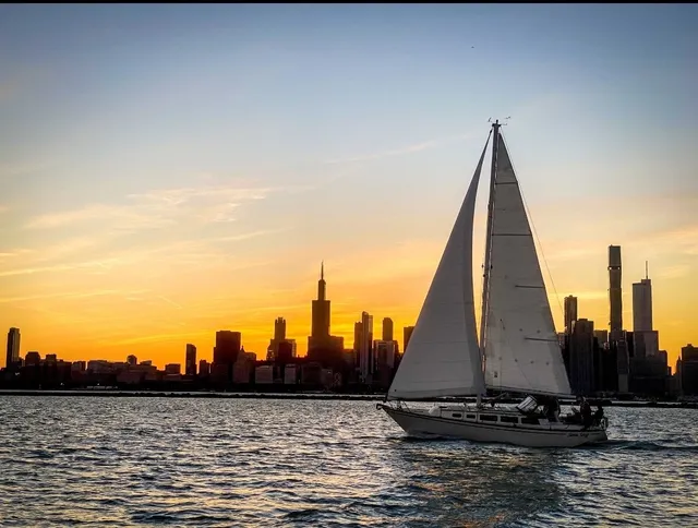 Rent a S2 Yachts by Tiara Yachts cruiser racer in Chicago, IL near me