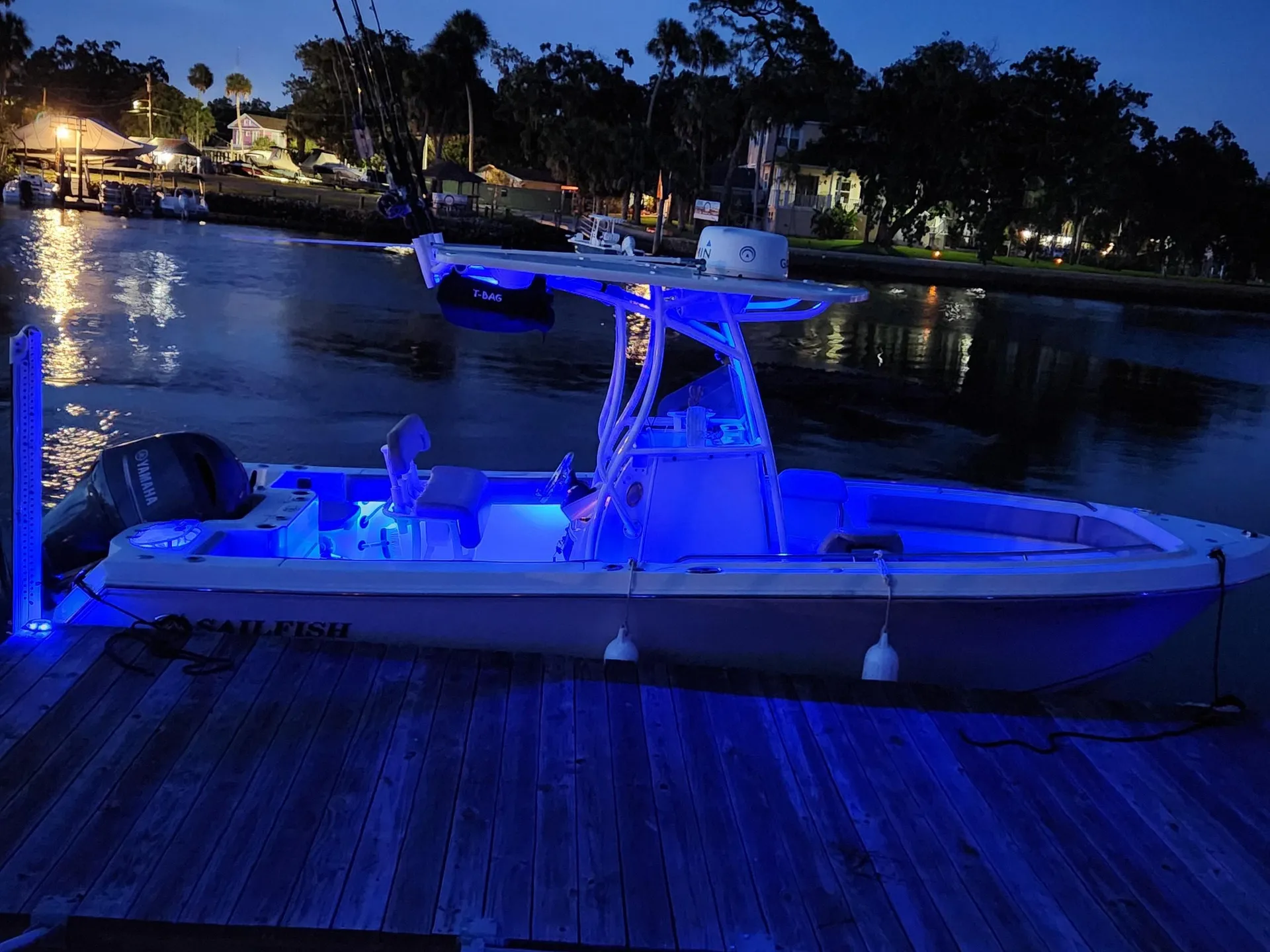 SAILFISH BOATS BY SEMINOLE SF220WAC HARD TOP W/F150XA in Cartersville, GA — photo 2