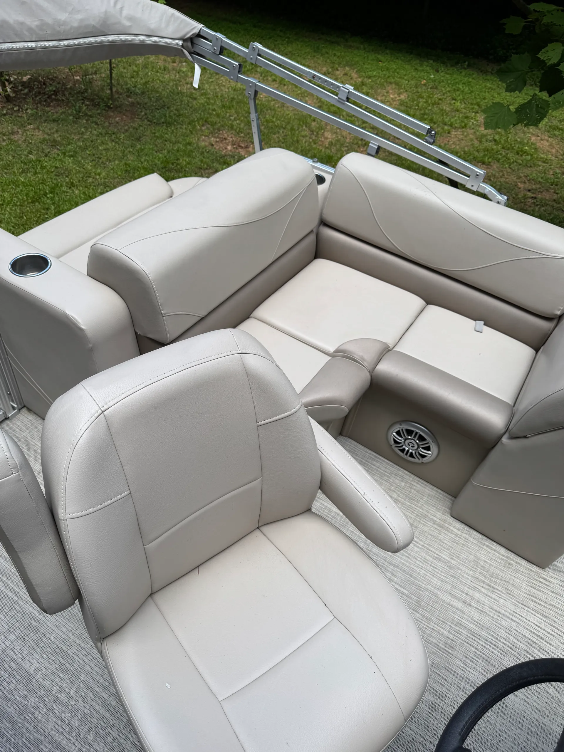 2017 Avalon EAGLE  Pontoon 17 feet