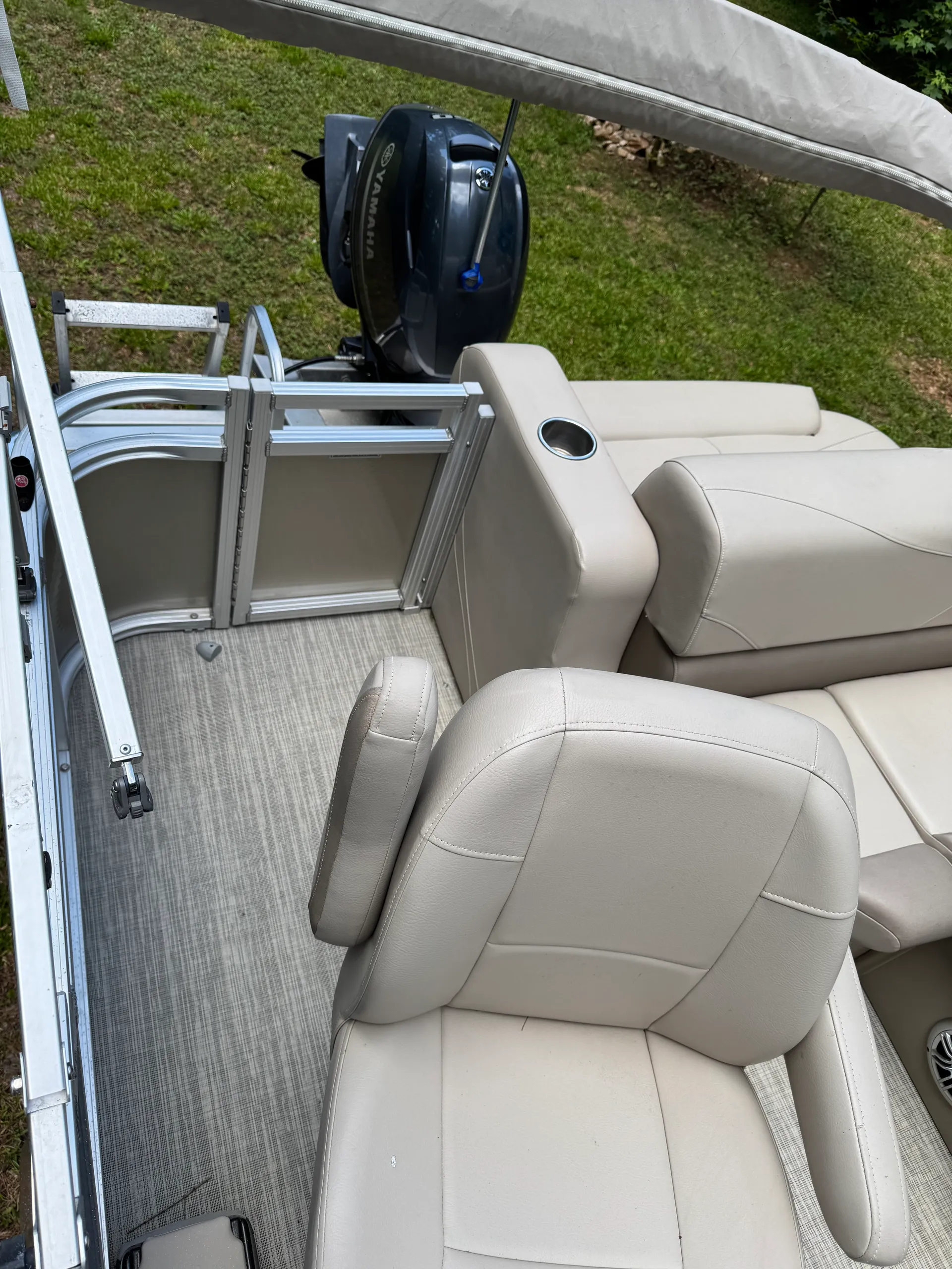 2017 Avalon EAGLE  Pontoon 17 feet