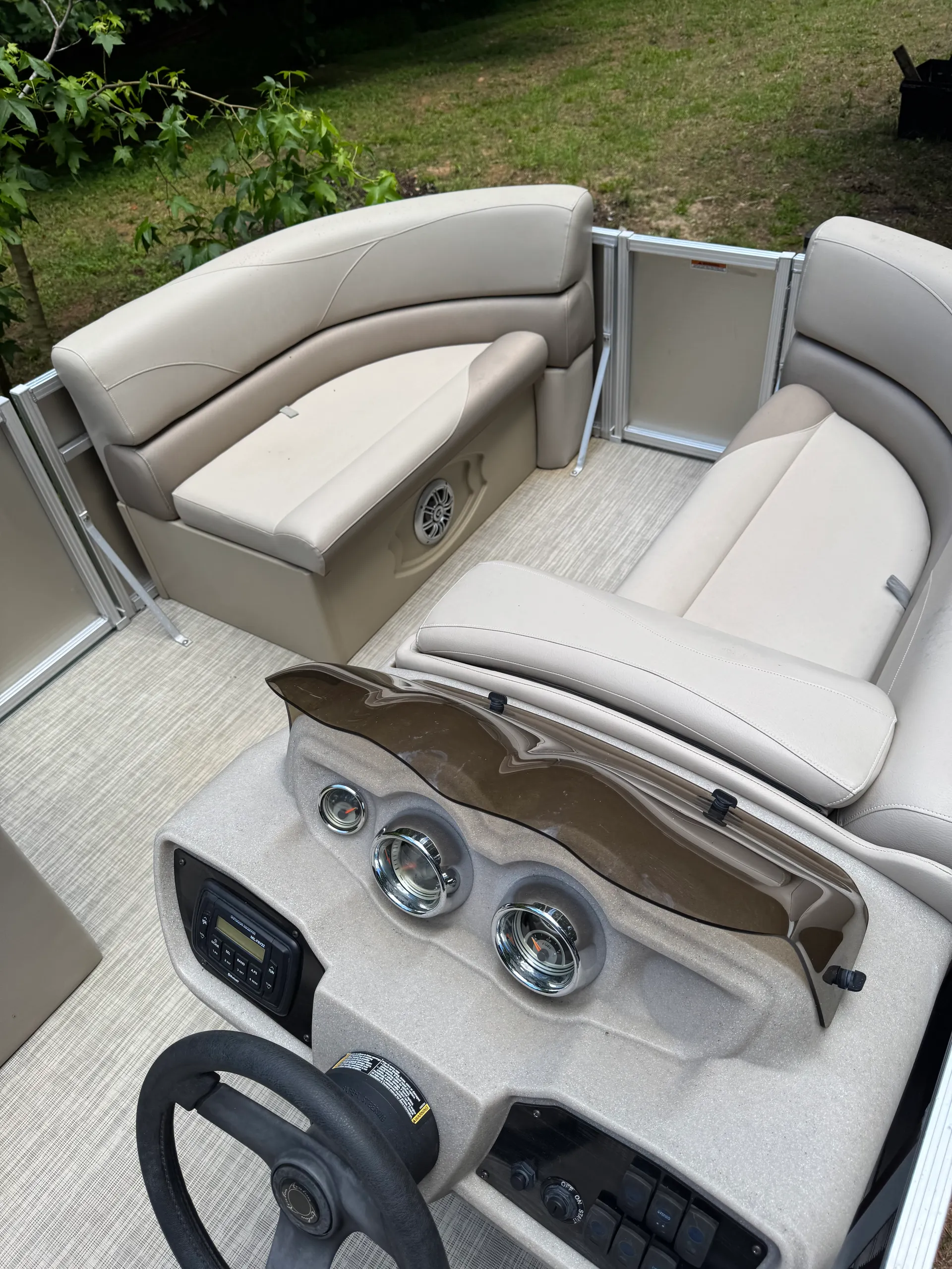 2017 Avalon EAGLE  Pontoon 17 feet
