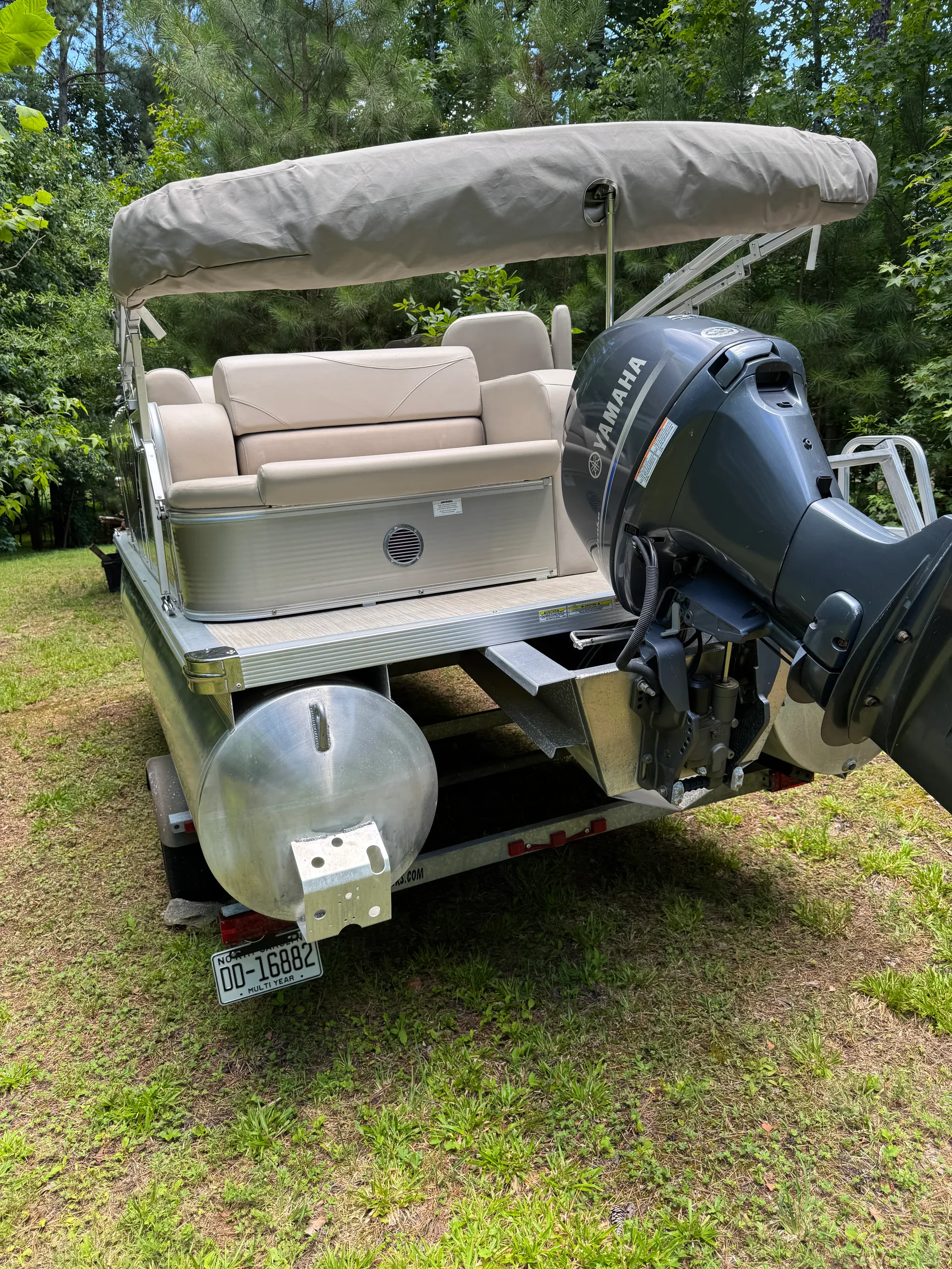 2017 Avalon EAGLE  Pontoon 17 feet