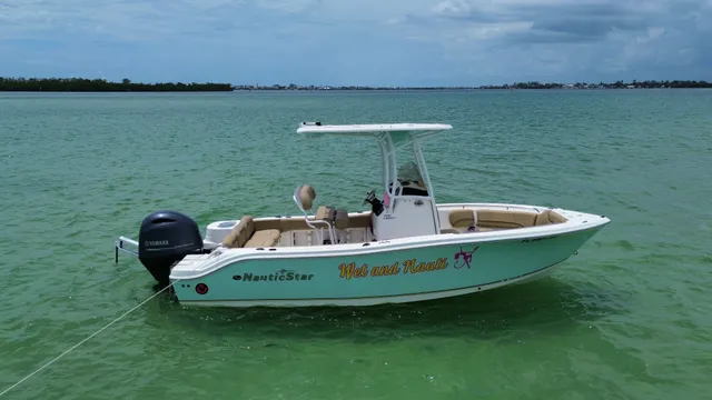 Rent a NAUTICSTAR BOATS center console in Ruskin, FL near me