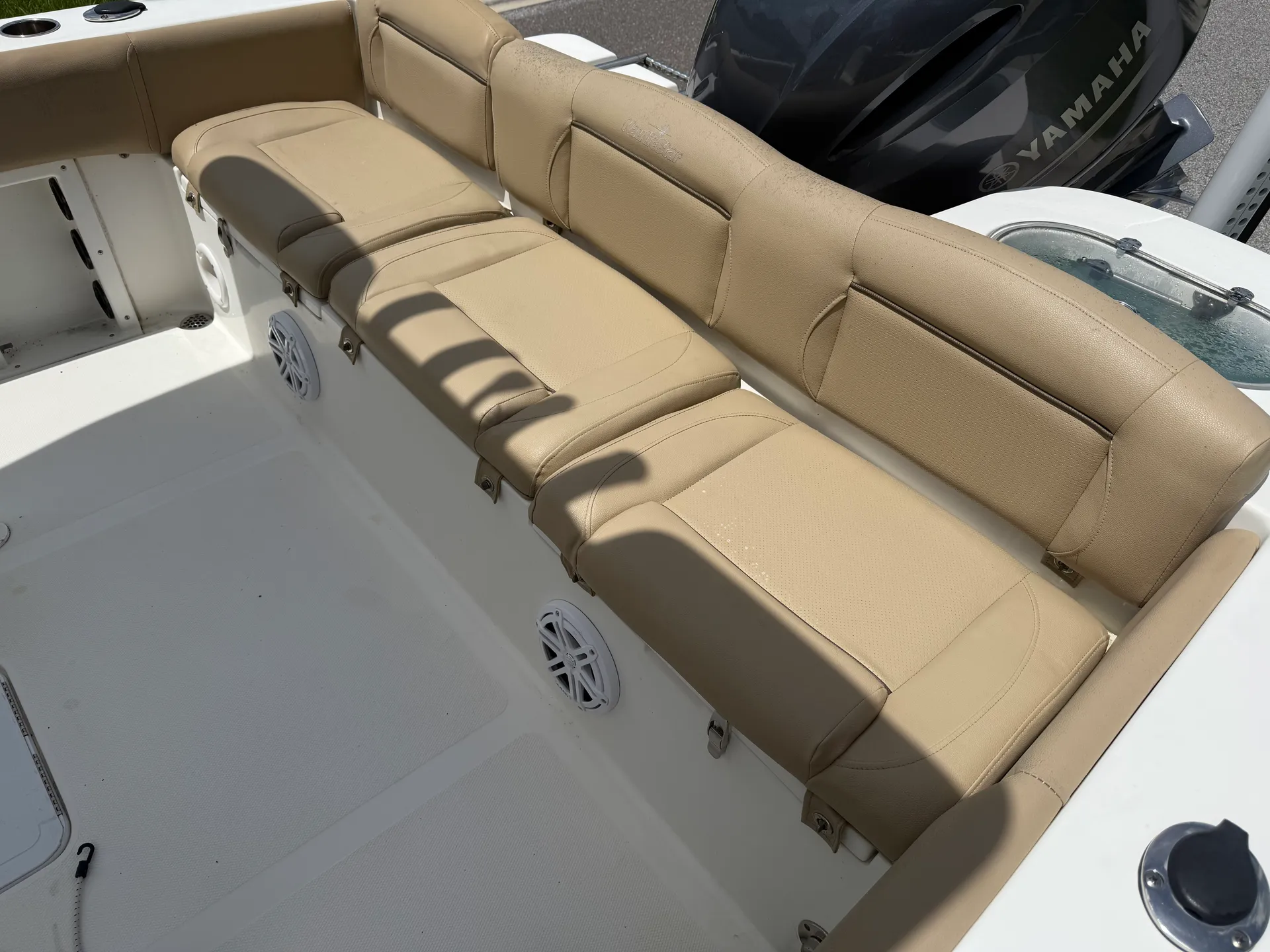 🌊“Make Waves With ‘Wet & Nauti’ -Your Dream Boat Rental”🌊