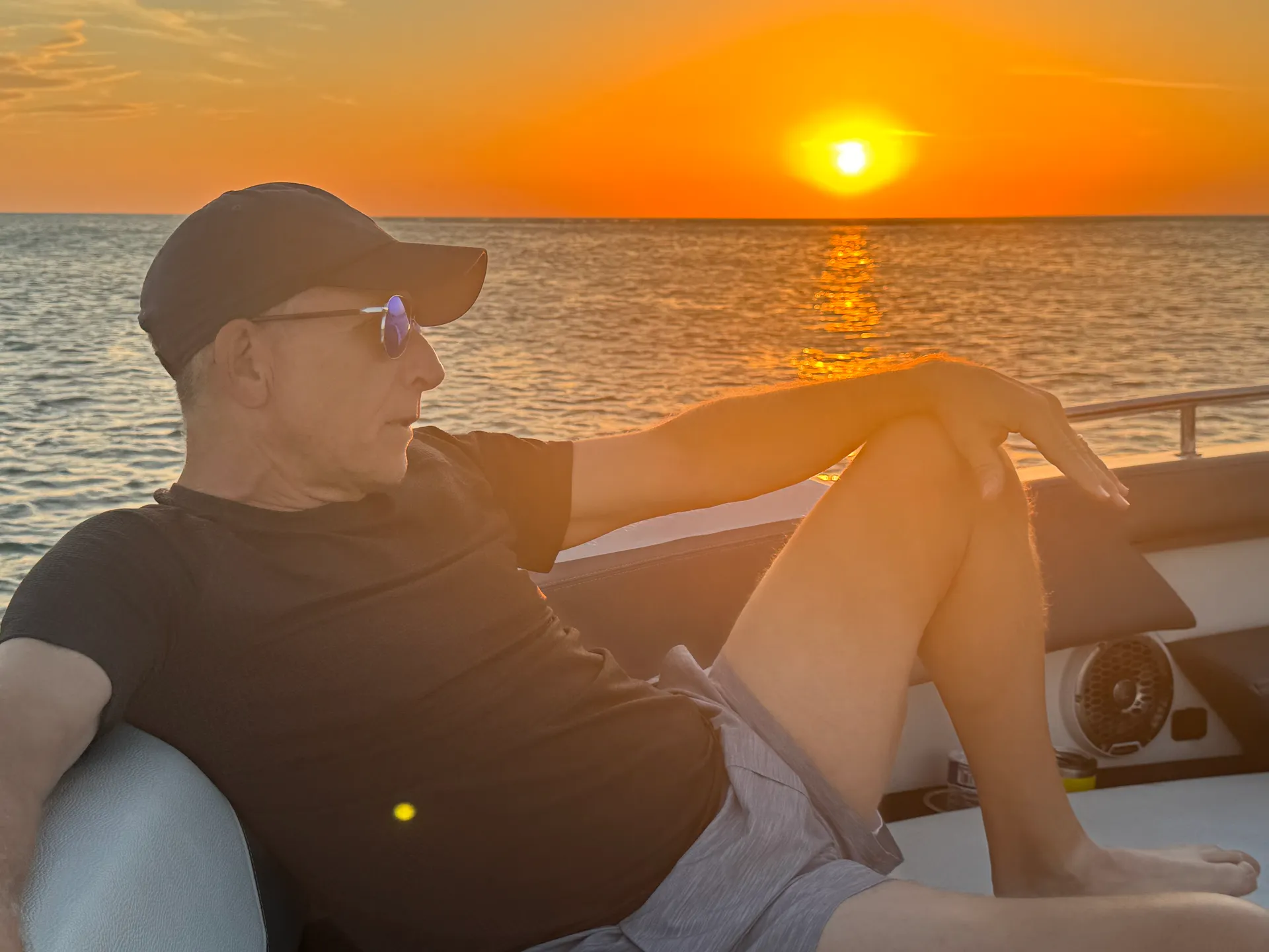 Giddy Up – 43’ Cruisers GLS  | Sarasota Coastal Escape