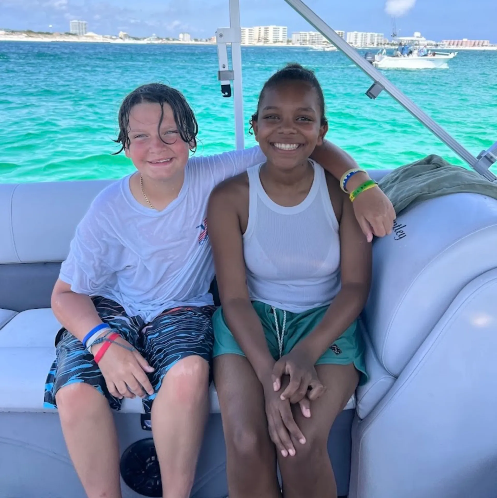 Crab Island 2024 Bentley Luxury Pontoon Boat, with 115HP motor! 