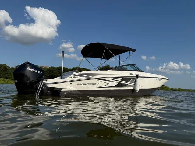 Rent a Monterey Boats bow rider in Flower Mound, TX near me