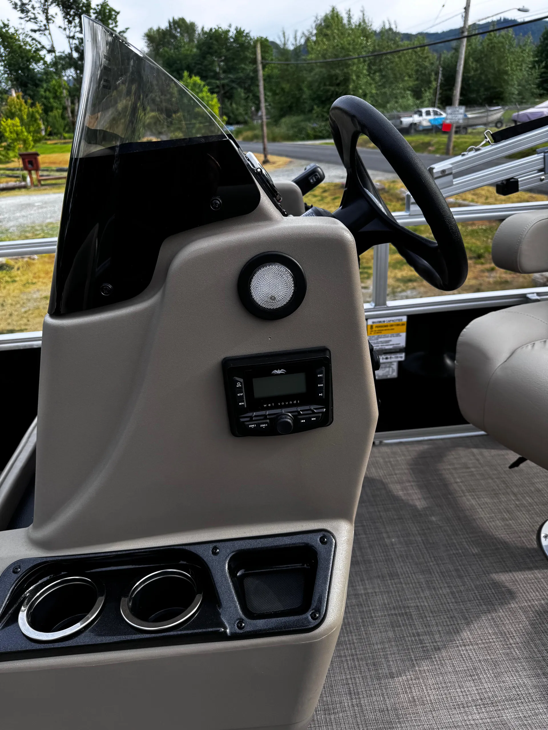 SWEET PONTOON FOR FRIENDS &amp; FAMILY