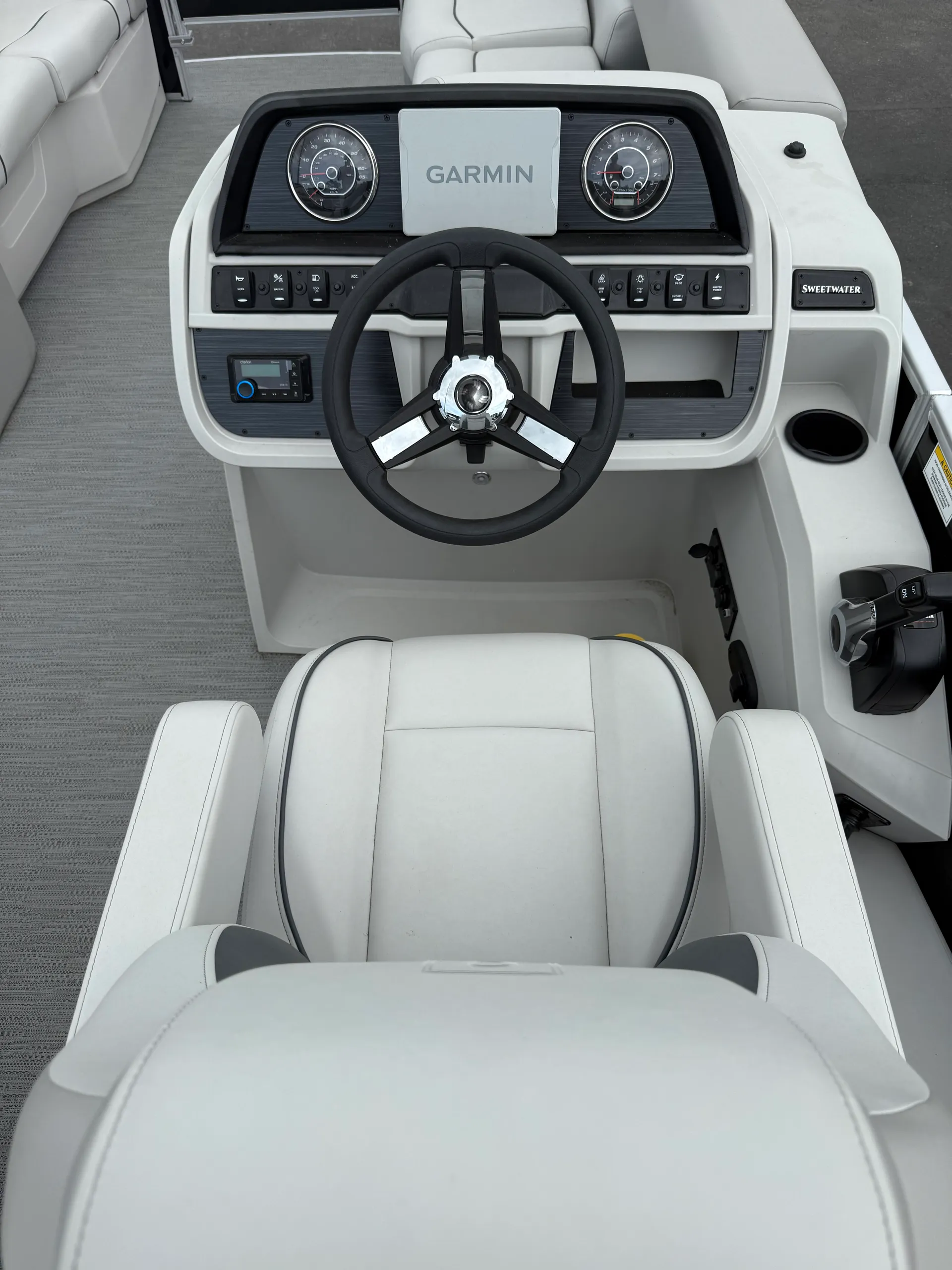 GODFREY MARINE SWEETWATER 2086 BF in Annandale, MN — photo 4