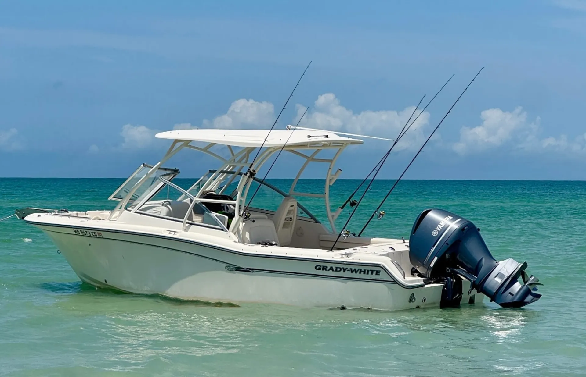 Explore the Gulf and Florida Bays on an Exceptional 25 Ft Grady-White 