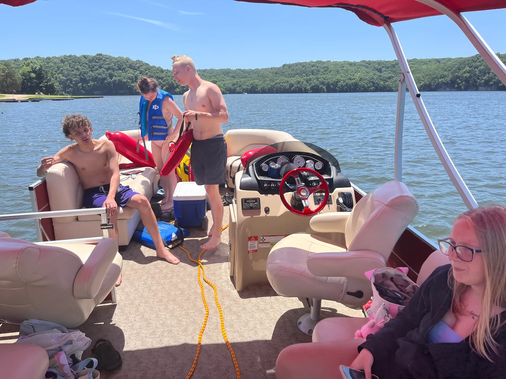 ***Captained 27ft Tritoon*** “Hydrotherapy”