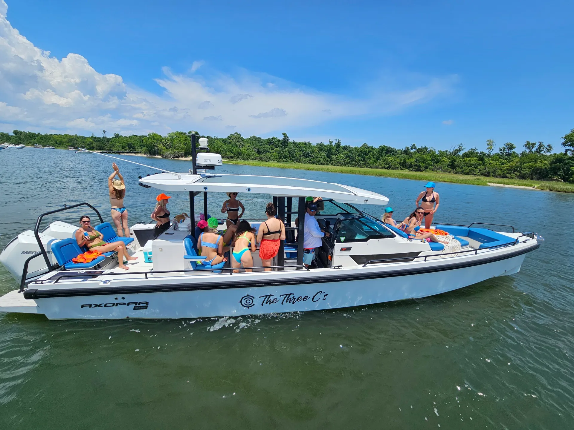 Luxury Axopar 37 Sun Top up to 13 guests! Restroom on board!