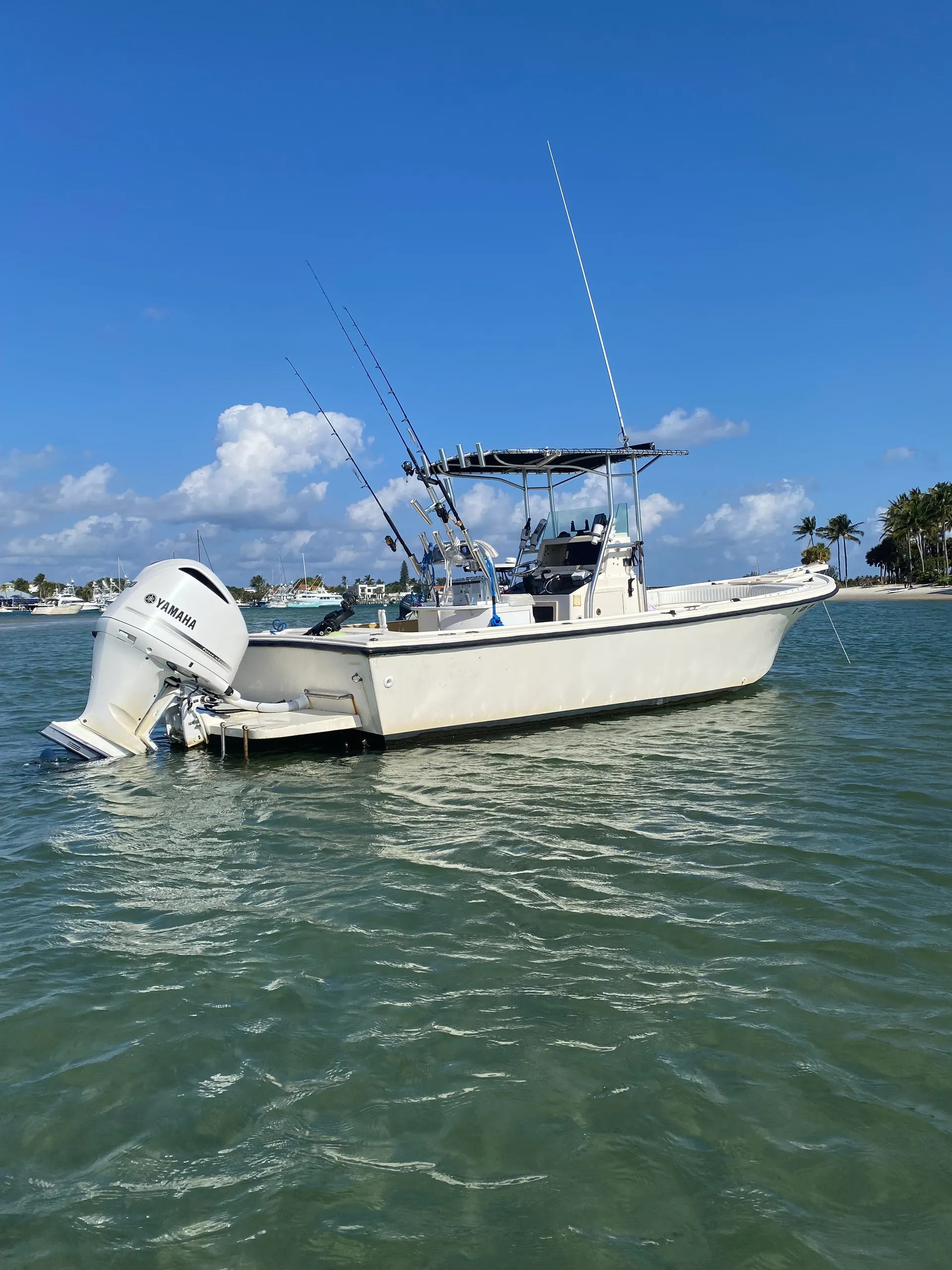 PARKER MARINE 25' SPORT in Lantana, FL — photo 2