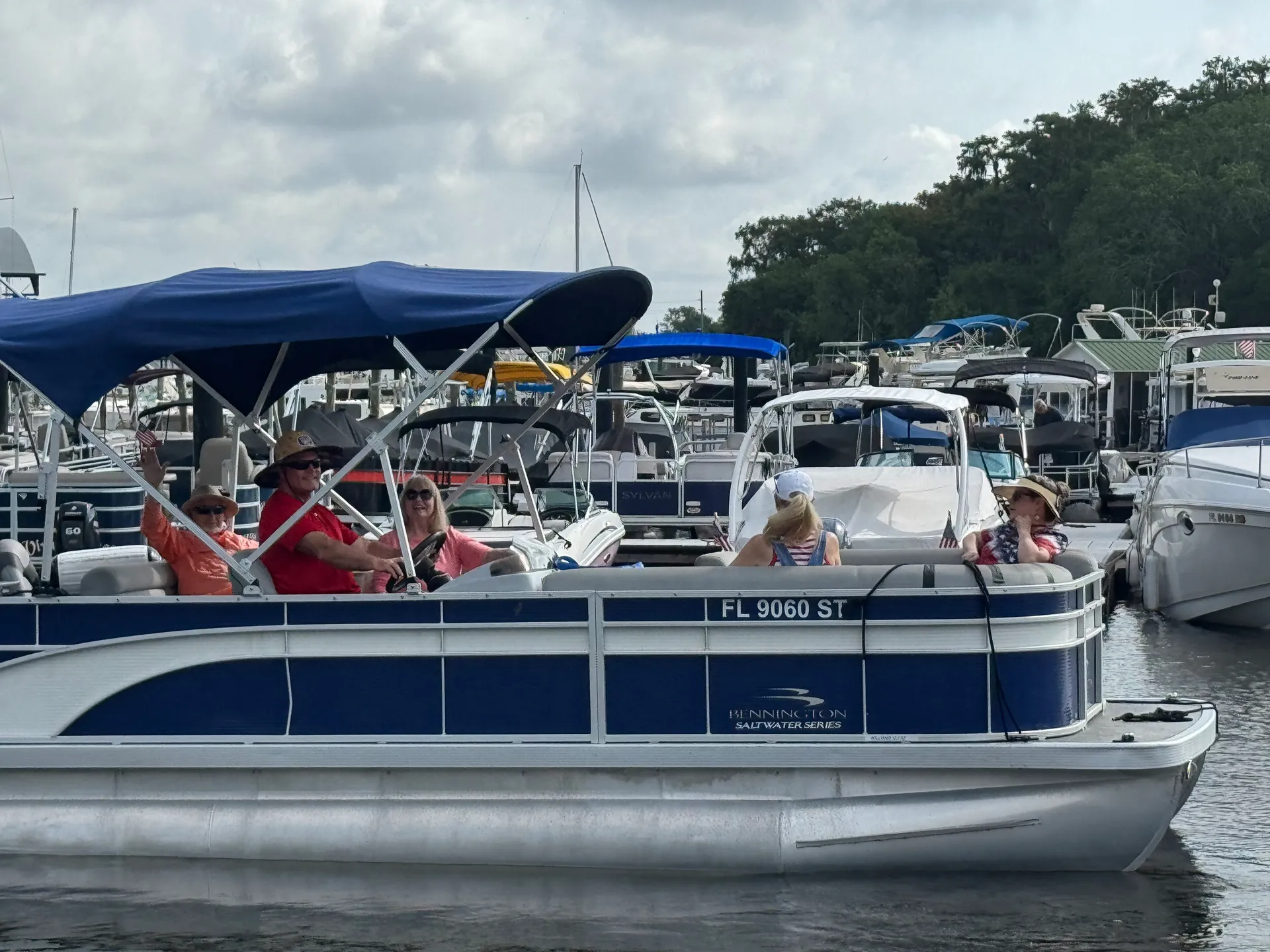 2021 Bennington Pontoon Boat in Lake Monroe!