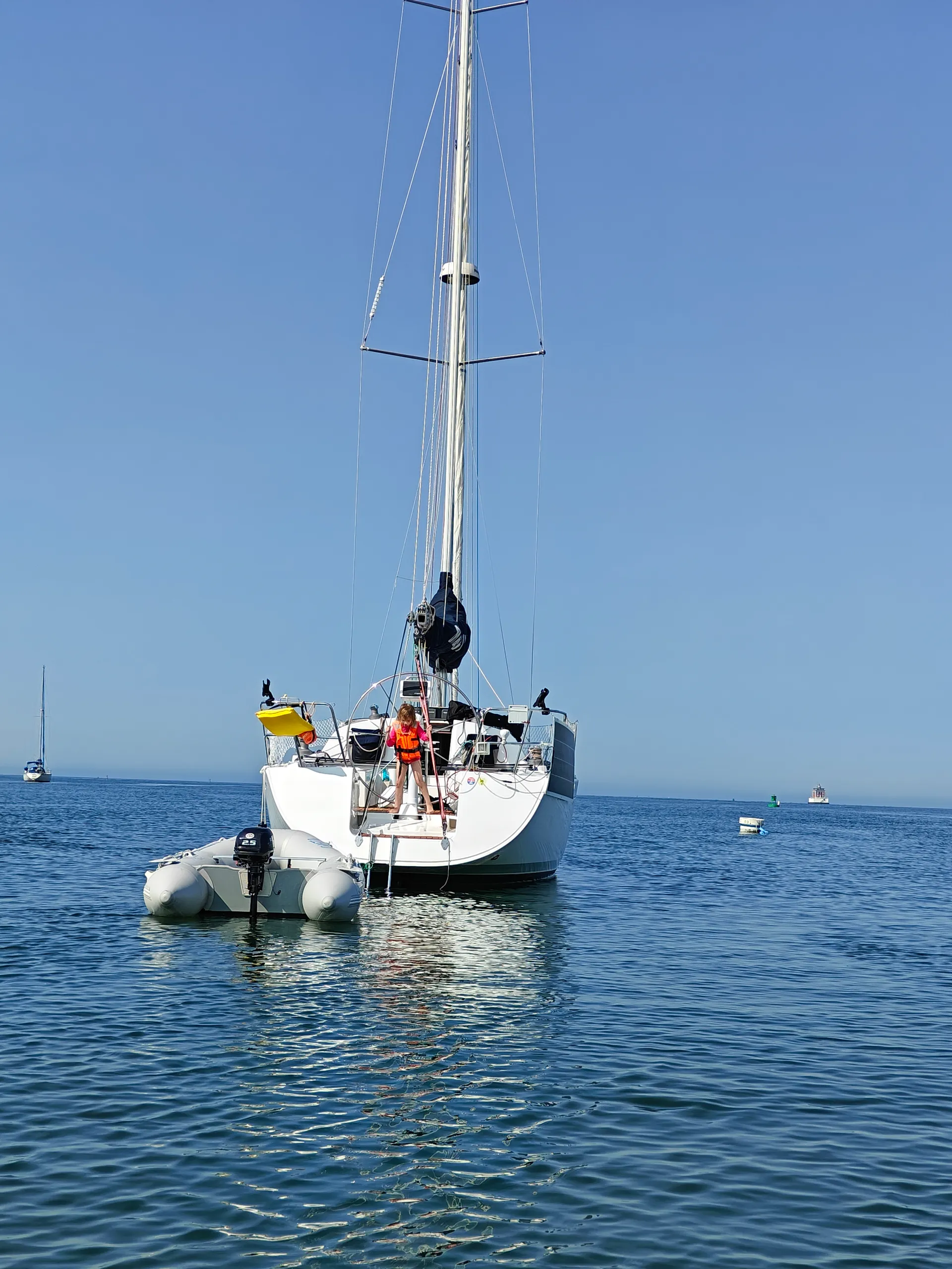 Sailing Charter – Explore the Hamptons from Sag Harbor