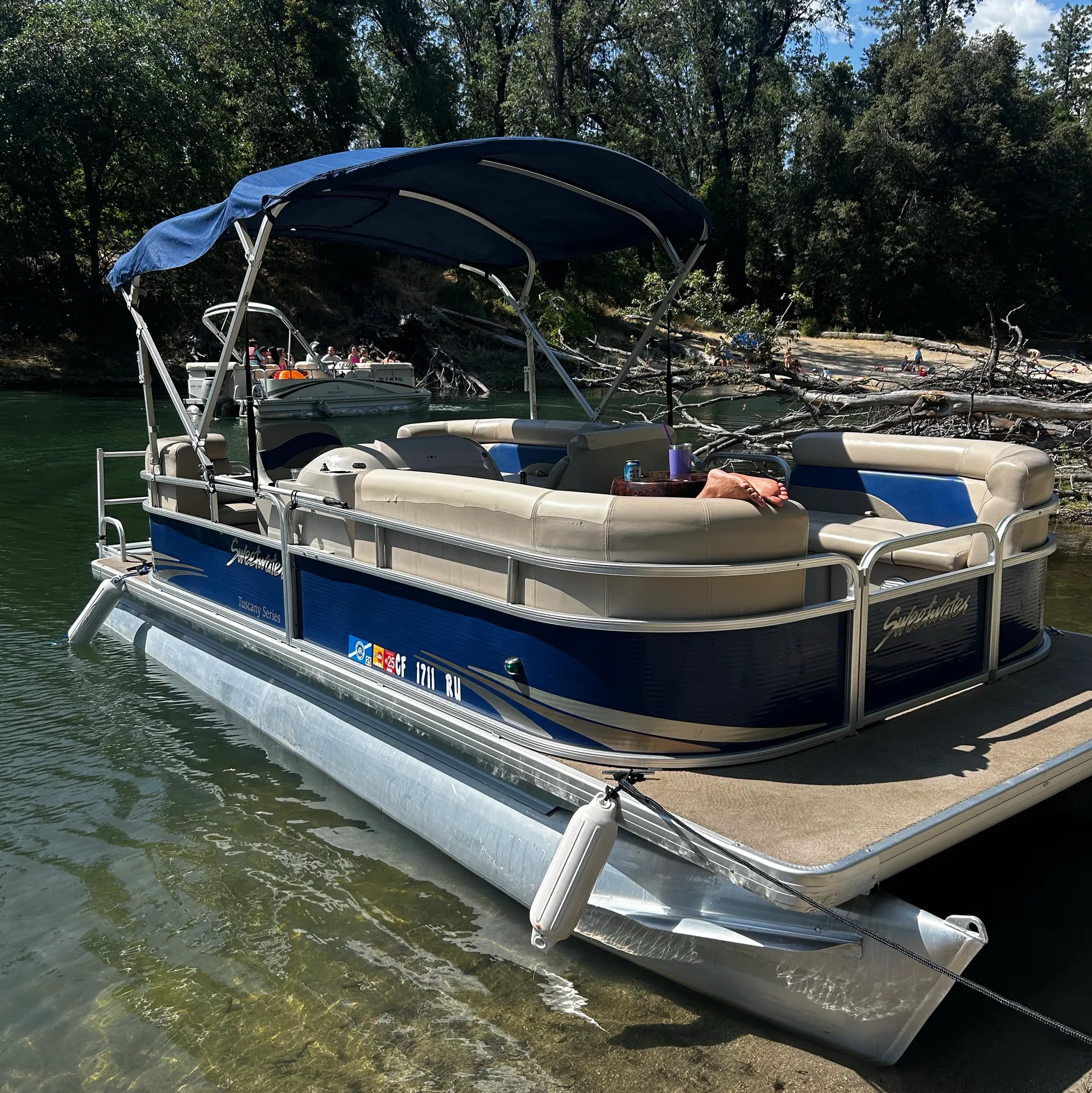 Godfrey Pontoon Boats Sweetwater in Fresno, CA — photo 2