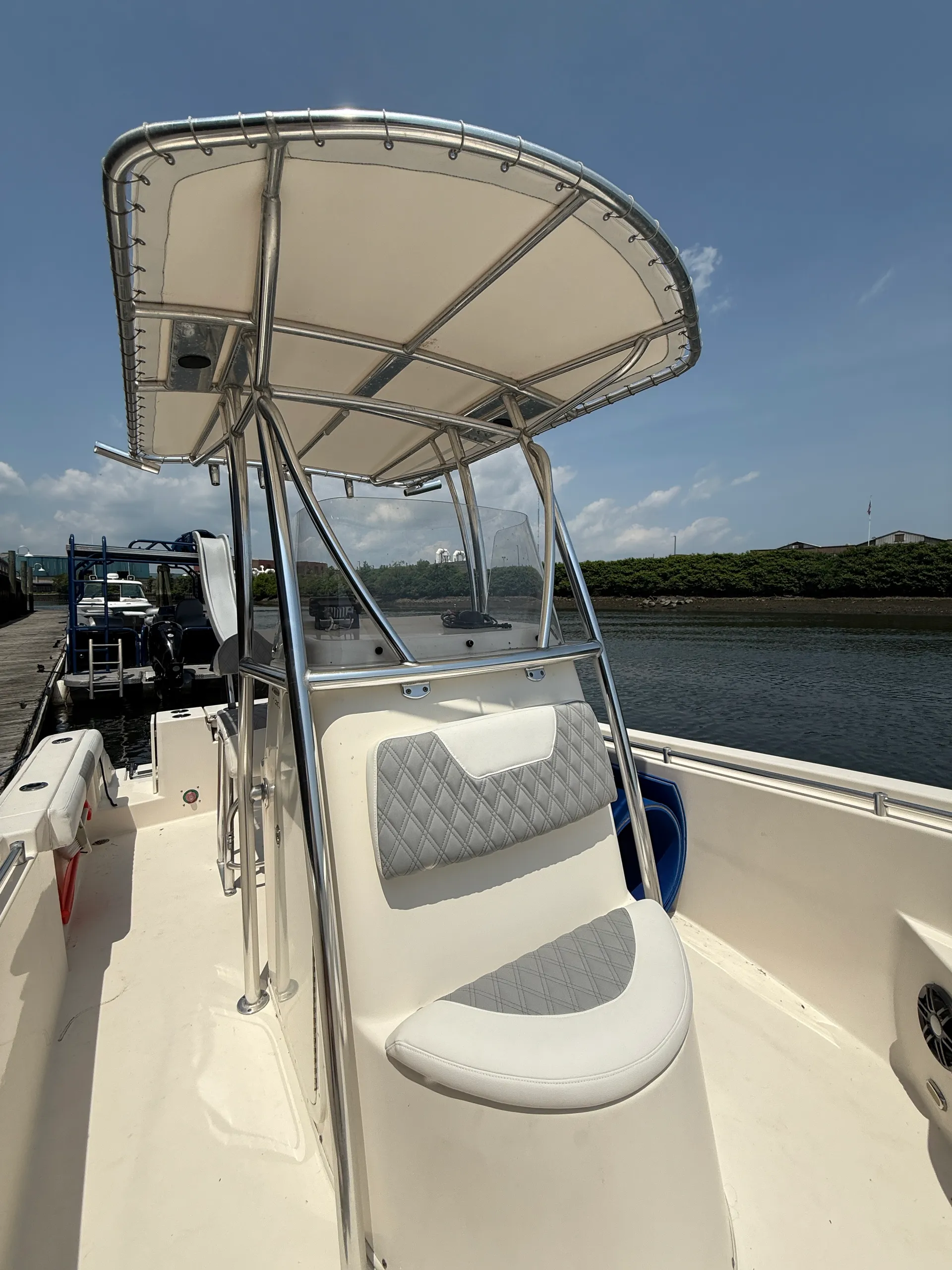 COBIA BOATS 220 CC W/F150XB YAMAHA in Stamford, CT — photo 3