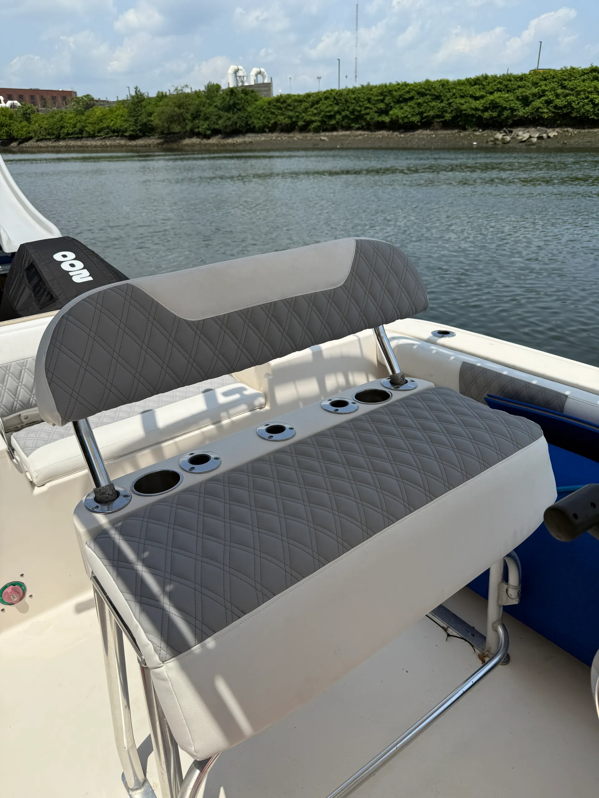 COBIA BOATS 220 CC W/F150XB YAMAHA in Stamford, CT — photo 4