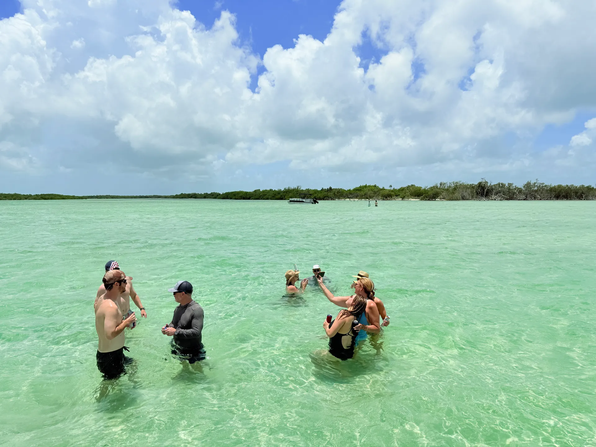 36’ Contender – Triple 350s, Sandbar, Snorkel, Marathon