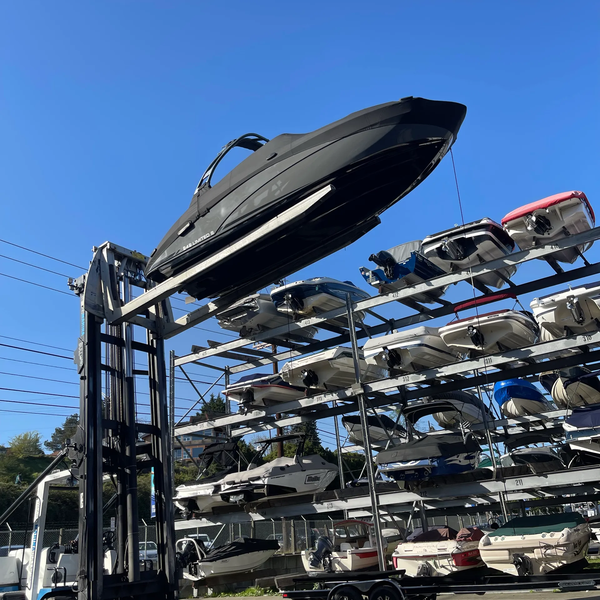 Yamaha 242 Limited S – Luxury Lake Fun | Tubing, Skiing & Cruising