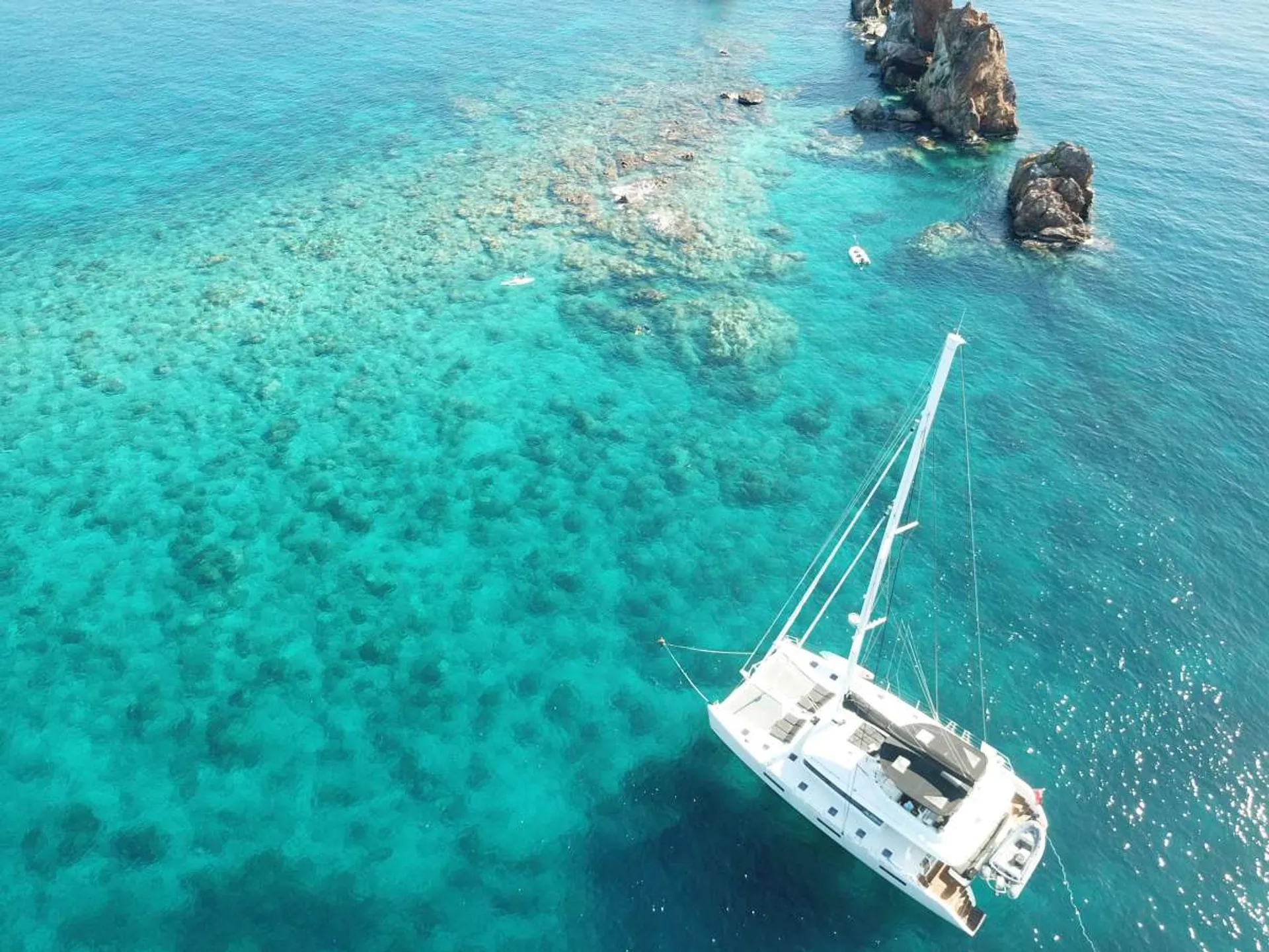 Lagoon 620 in Warwick, RI — photo 7