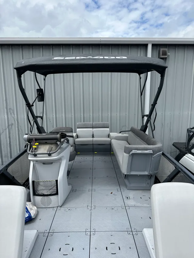 Rent a SEA-DOO pontoon in Oklahoma City, OK near me