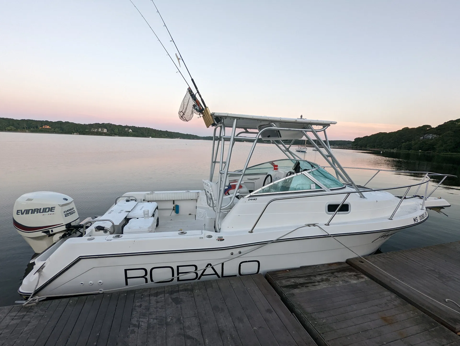 The Perfect All-Purpose Boat for families & friends (6 people MAX)