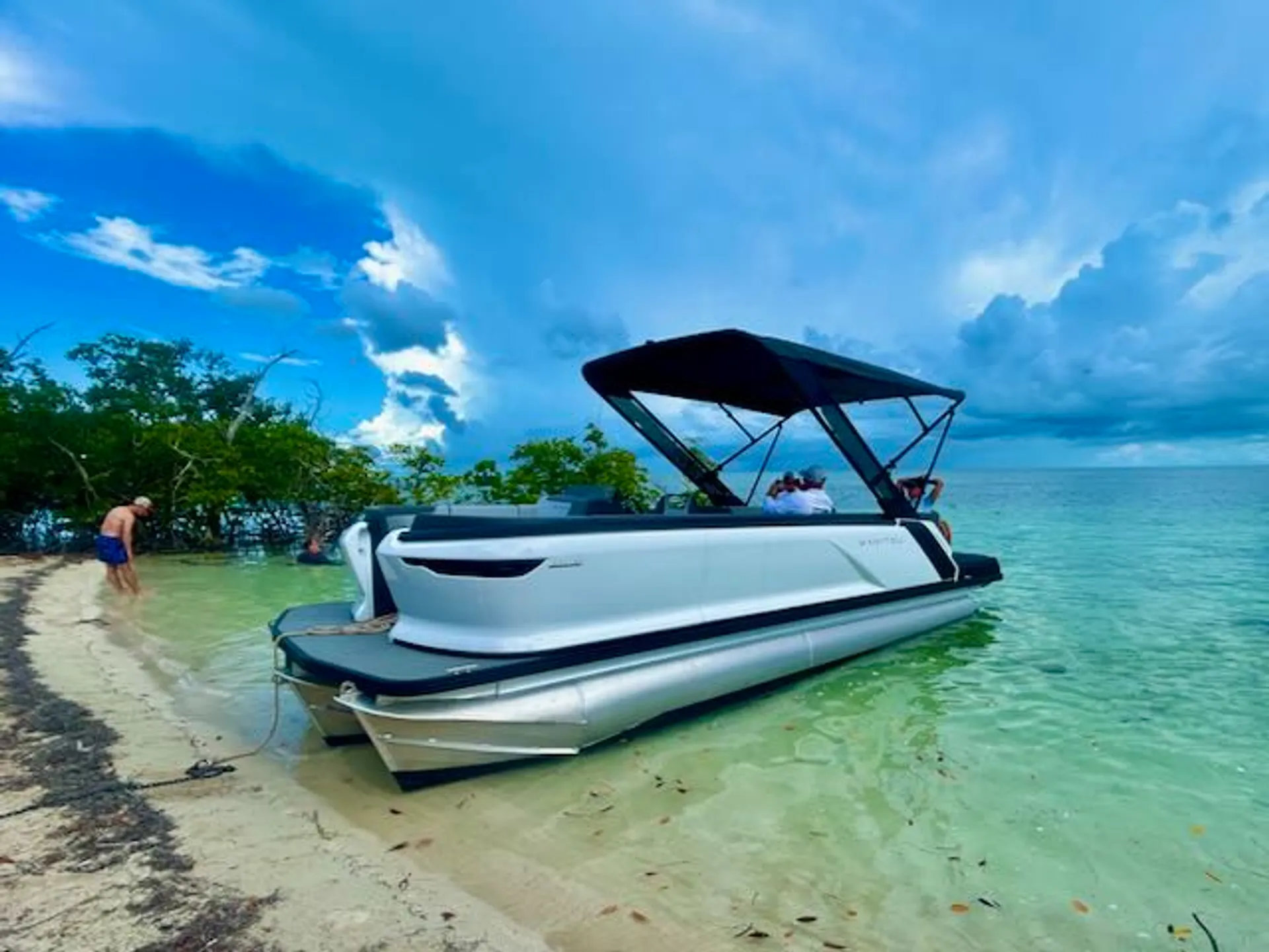 Tropical Drift - A Key West Boat Adventure Awaits!