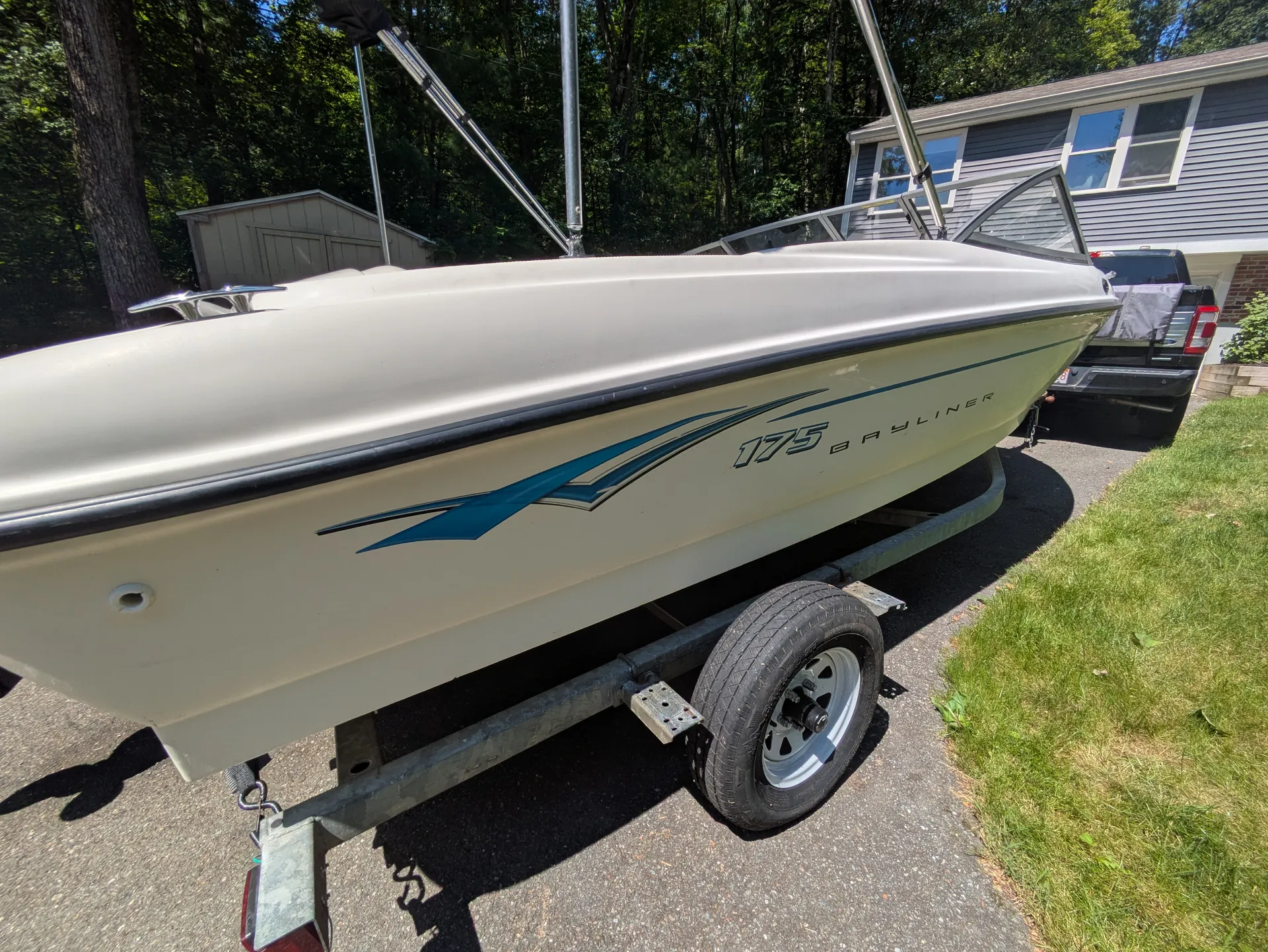 BAYLINER 175 BR  in Stow, MA — photo 5