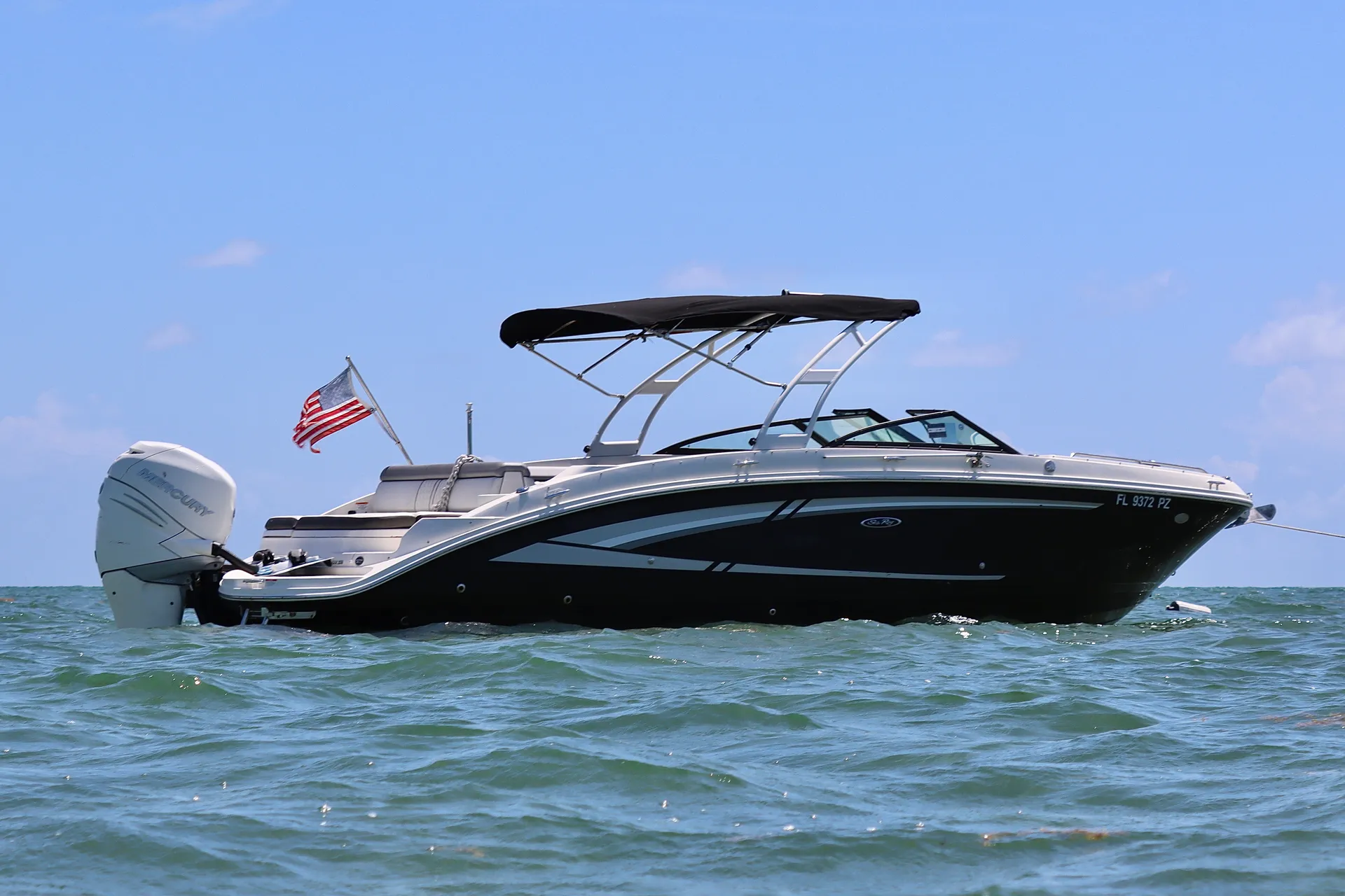 Charter a Luxury Day on the Water – Sea Ray SDX 27 in Miami