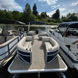 Pontoon Lake Washington boat photo