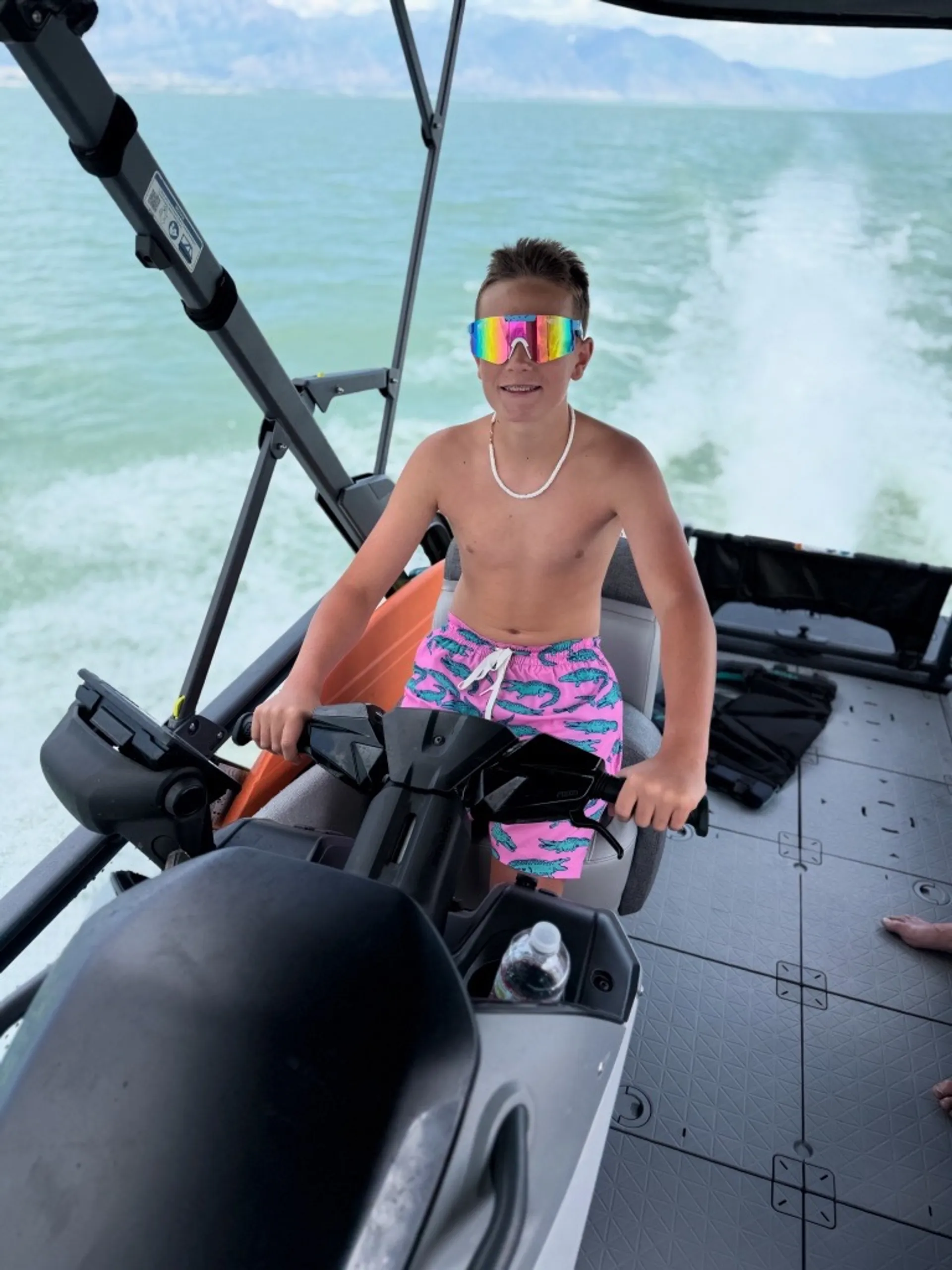 Sea-Doo Switch 21ft - Ski, Fish, Relax!