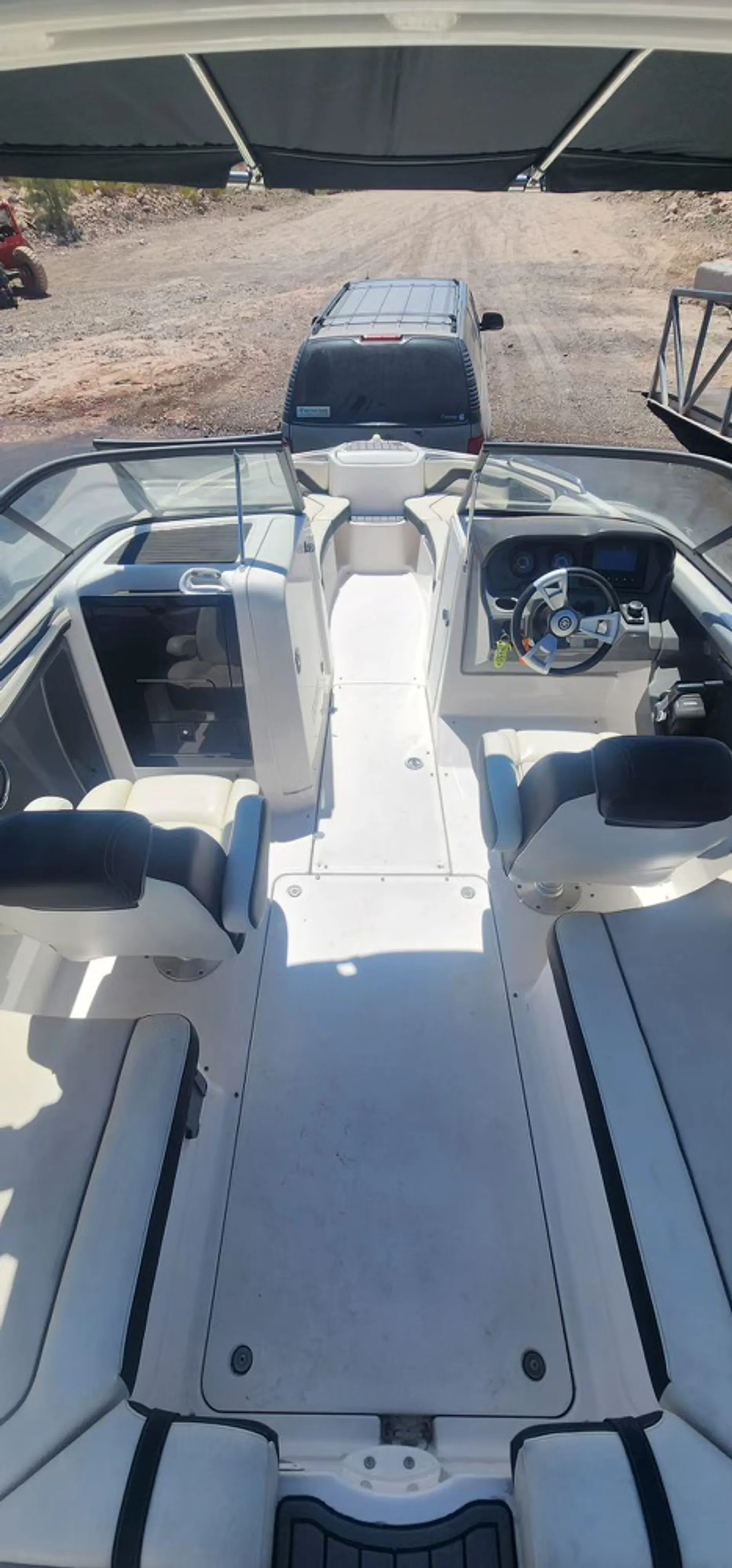 Yamaha Jet Boat - 12 Passengers 