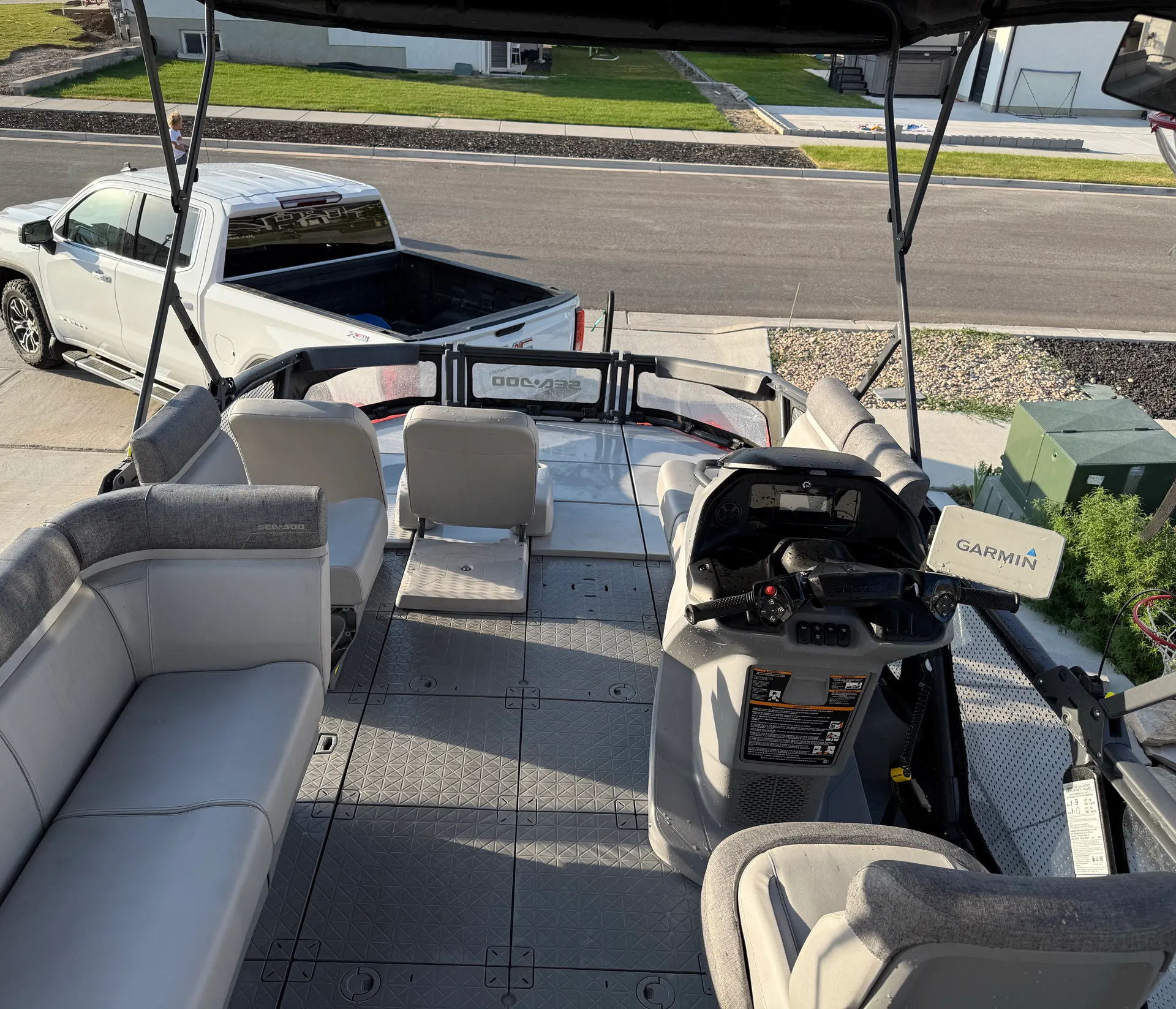 Sea-Doo Switch 21ft - Ski, Fish, Relax!