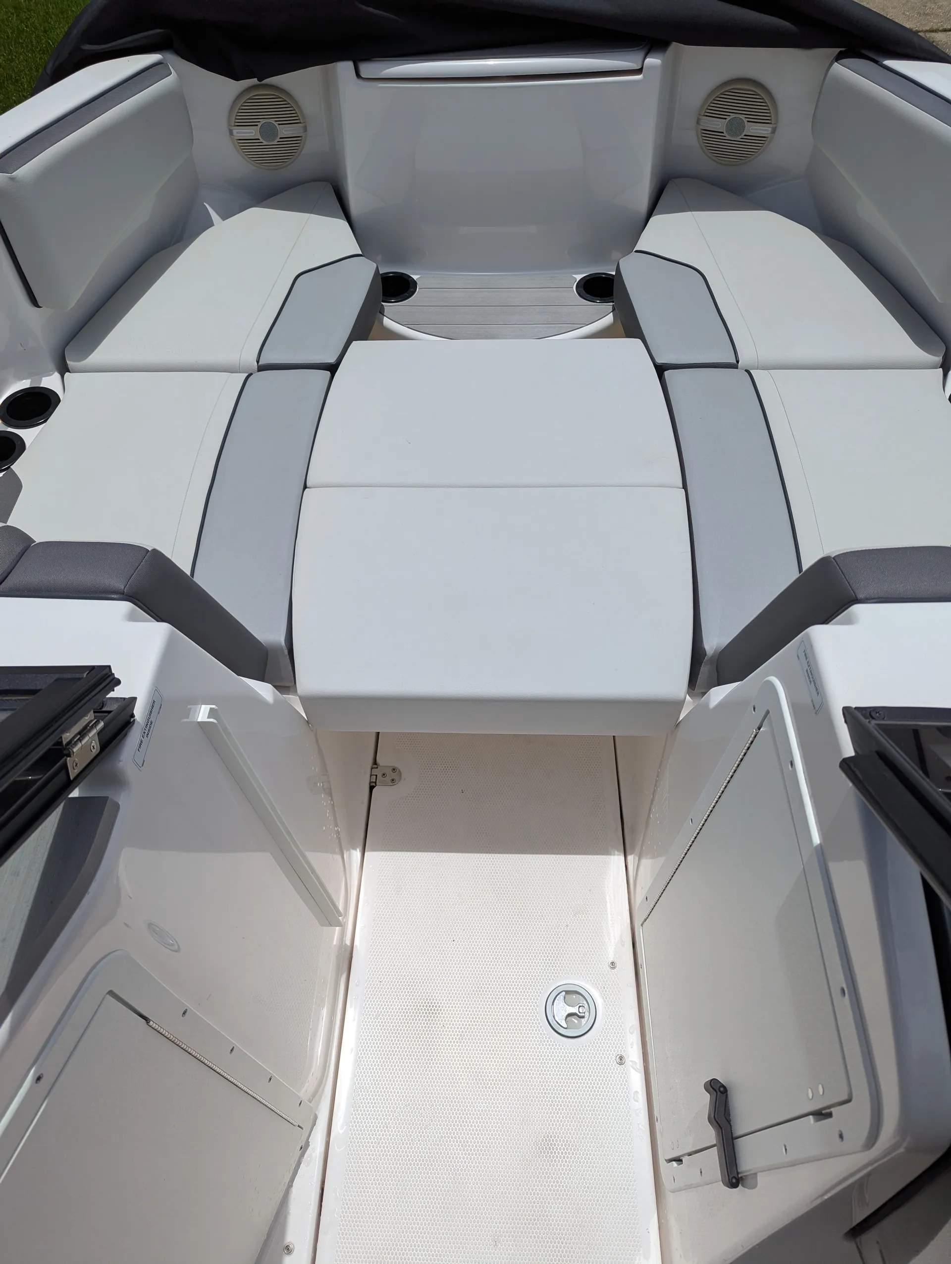 YAMAHA AR220 in Shalimar, FL — photo 6