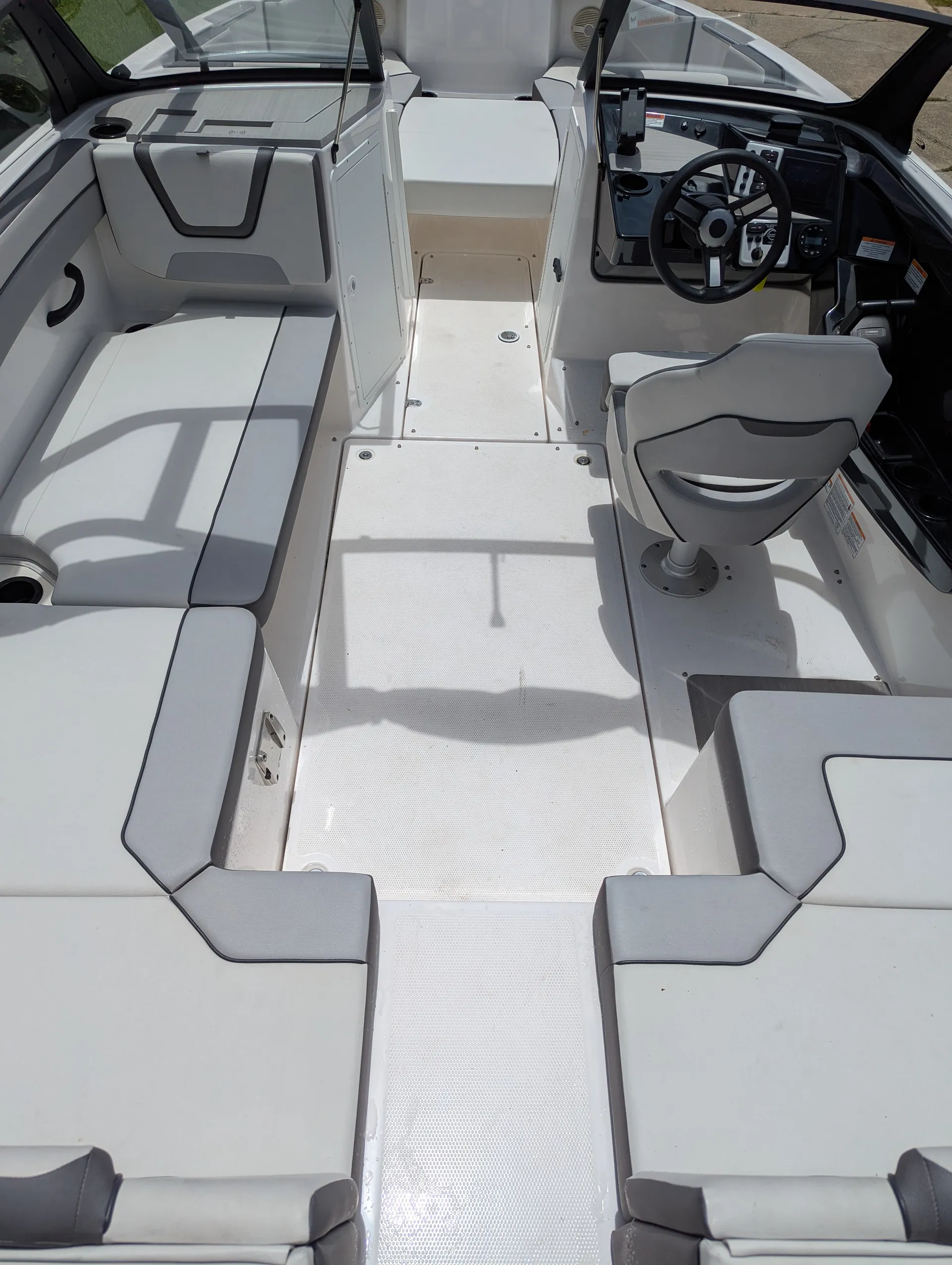 YAMAHA AR220 in Shalimar, FL — photo 7