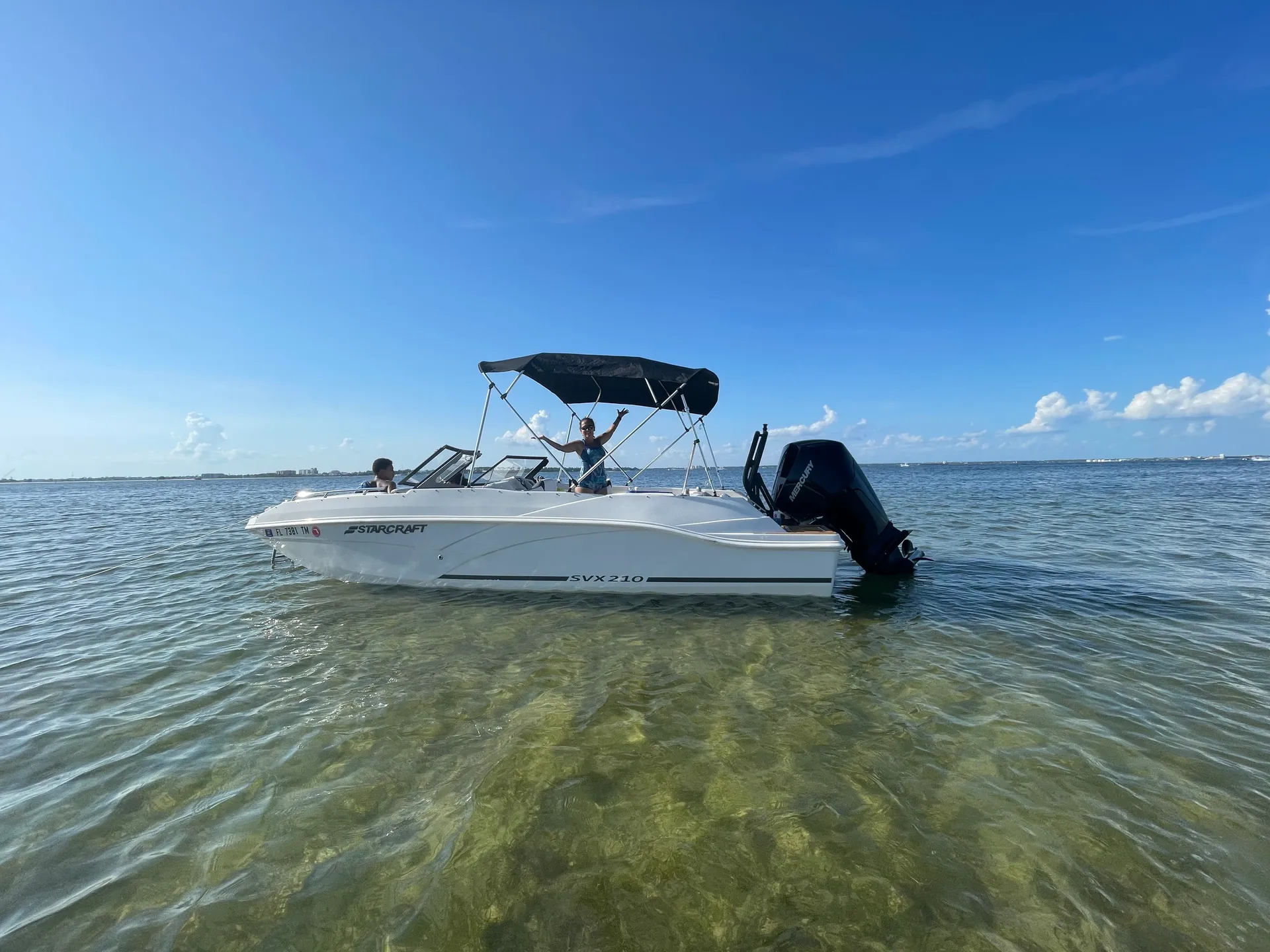 10 Person: Family Outboard &amp; Excursion Fun 2023 StarCraft 210 SVX OB