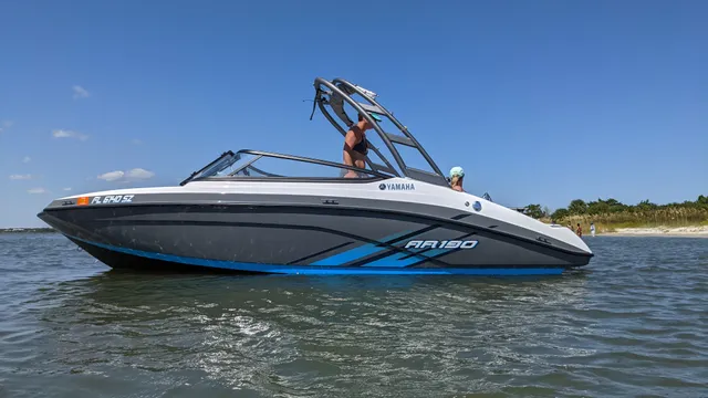 Rent a YAMAHA jet boat in Jacksonville, FL near me