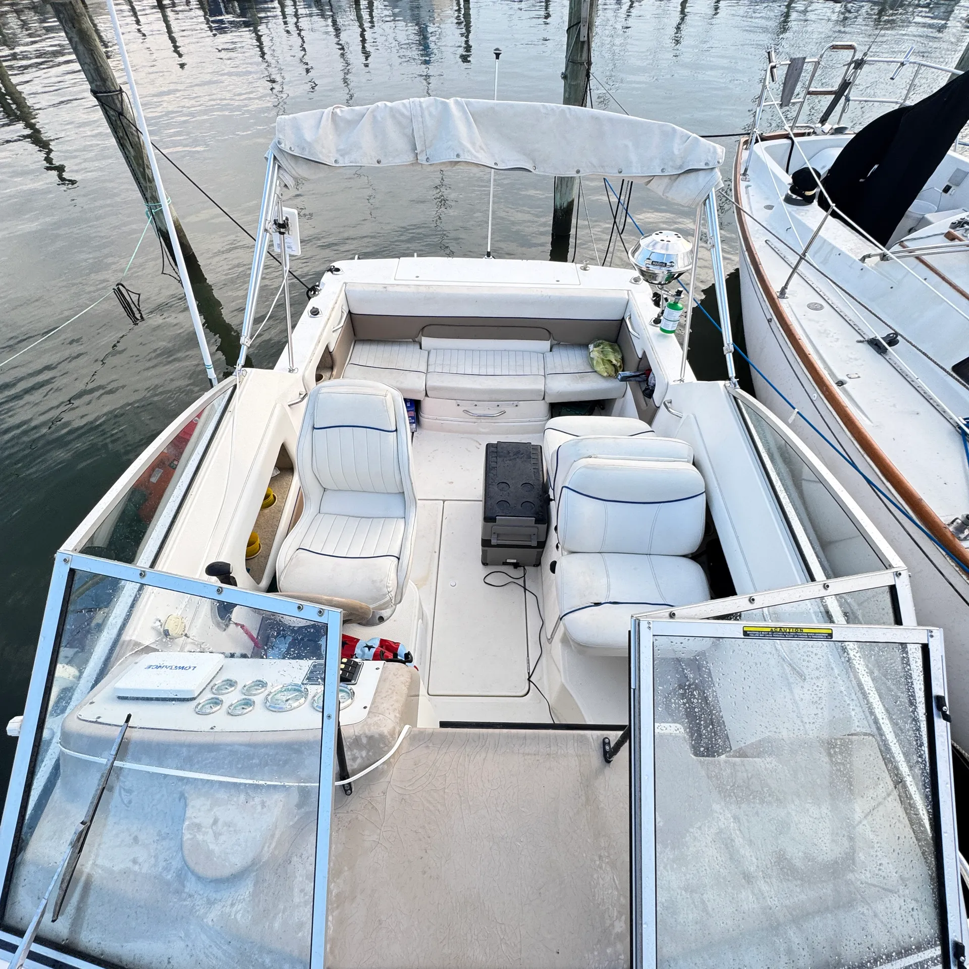 BAYLINER 2252 CLASSIC CRUISER in Sparrows Point, MD — photo 5