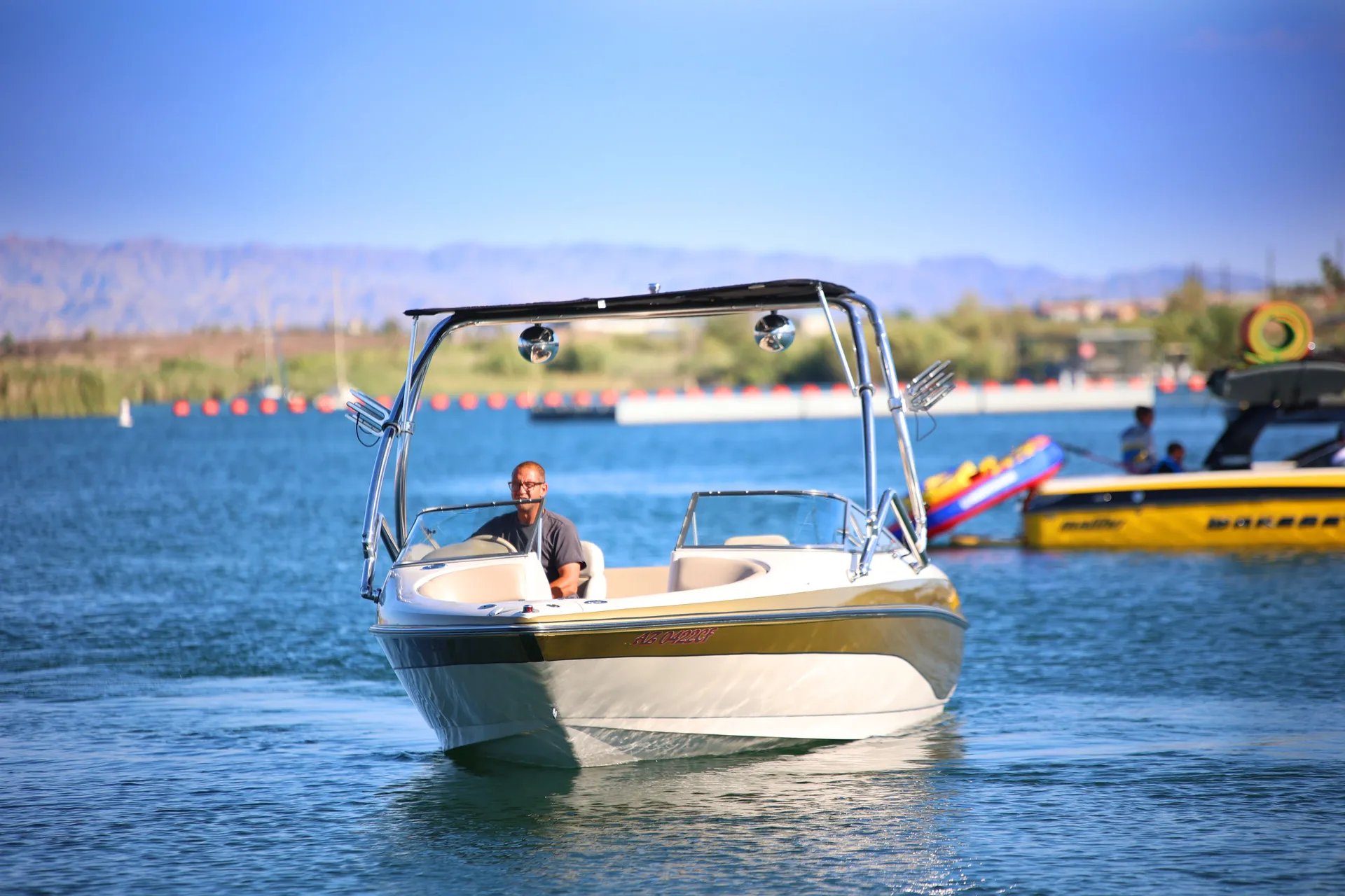 22Ft Larson Wakeboard boat-Fresh Wrap & Upgraded Stereo. <br/>