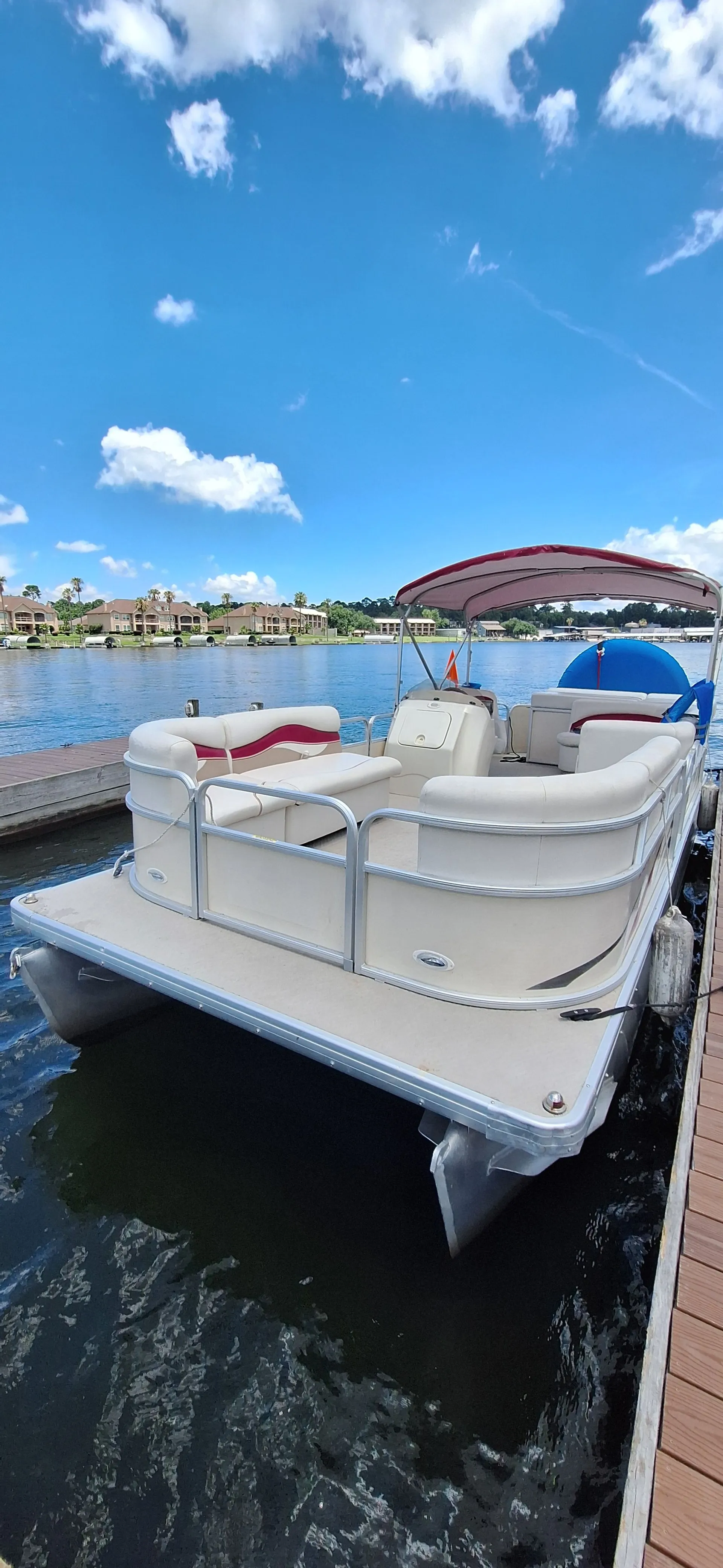 11 person party Kraft 90HP