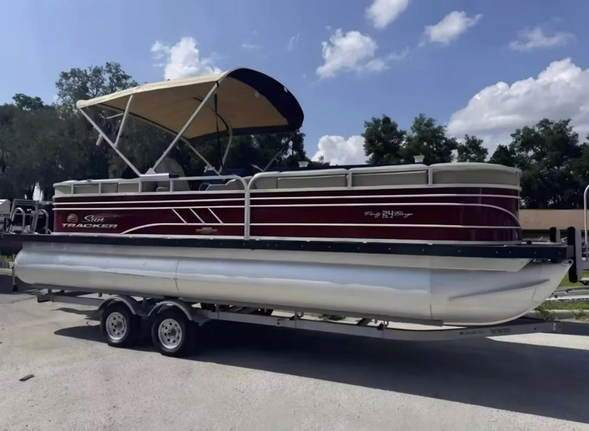 🚤 Sun Tracker Party Barge 24 DLX | The Ultimate Anna Maria Island Exp
