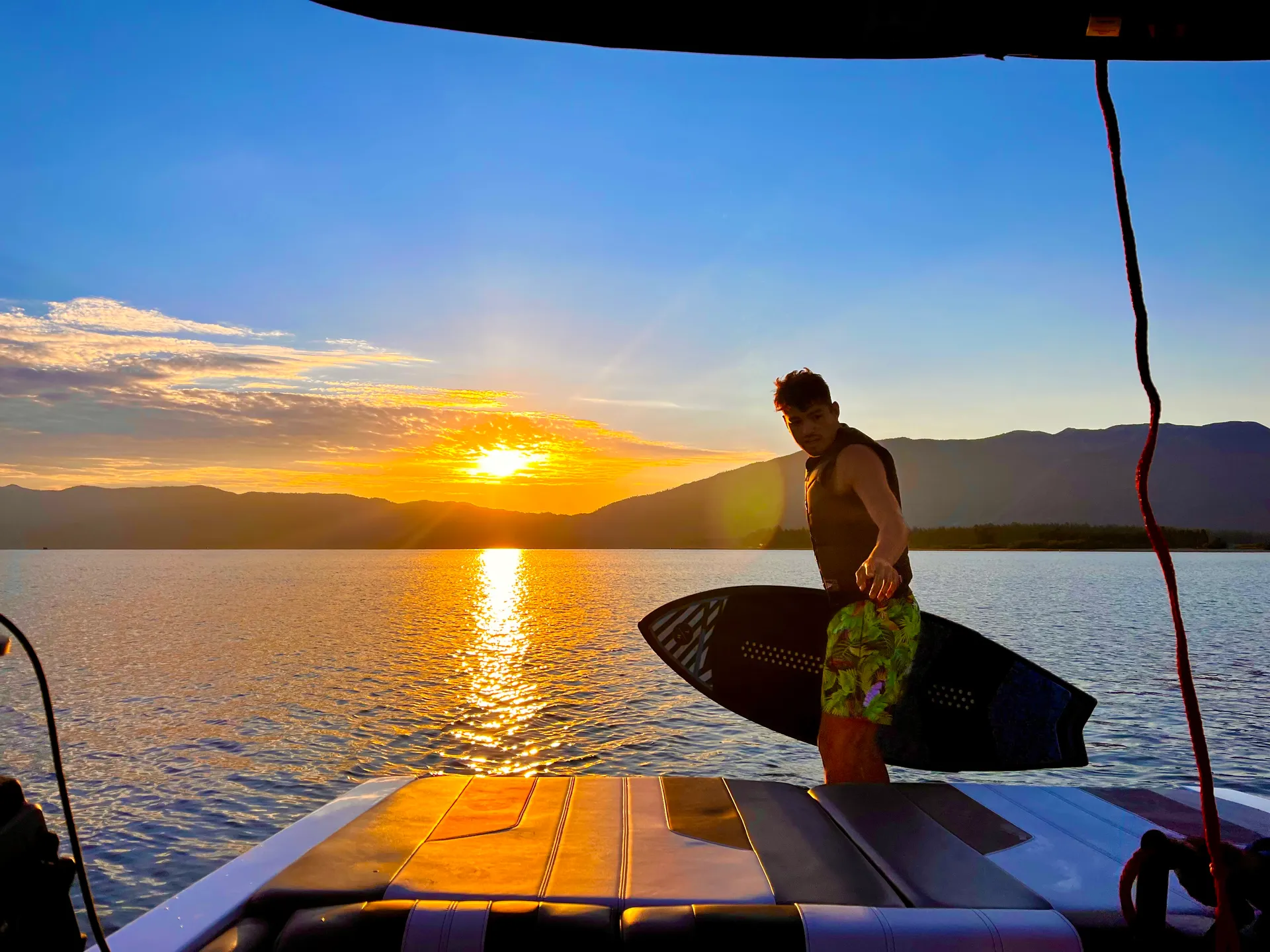 2022 Malibu Wakesetter 21 LX