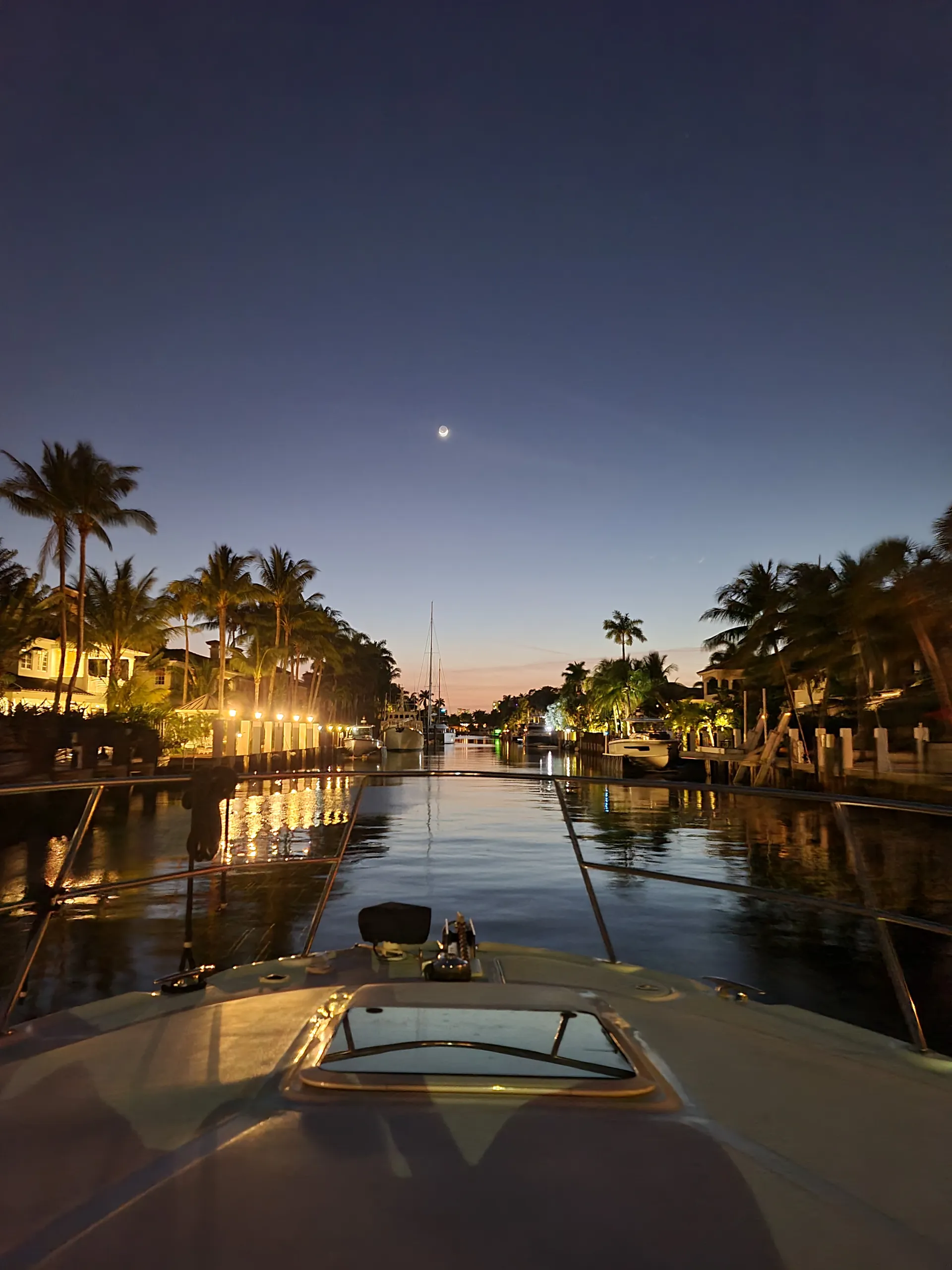 Cruise Fort Lauderdale in Style: Charter This Stunning 45' Sea Ray 