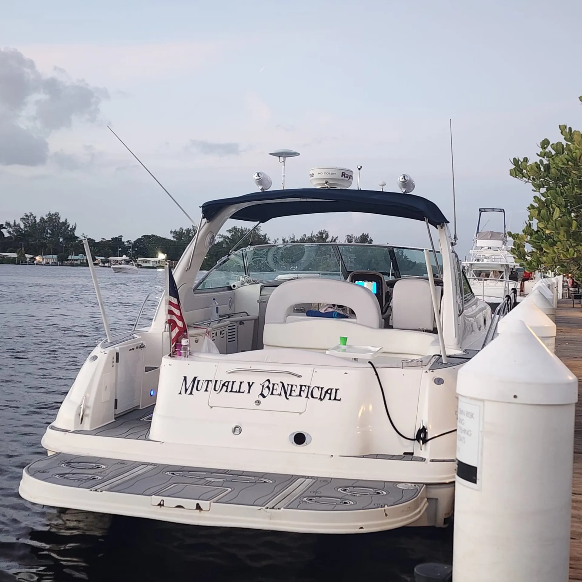 Cruise Fort Lauderdale in Style: Charter This Stunning 45' Sea Ray 