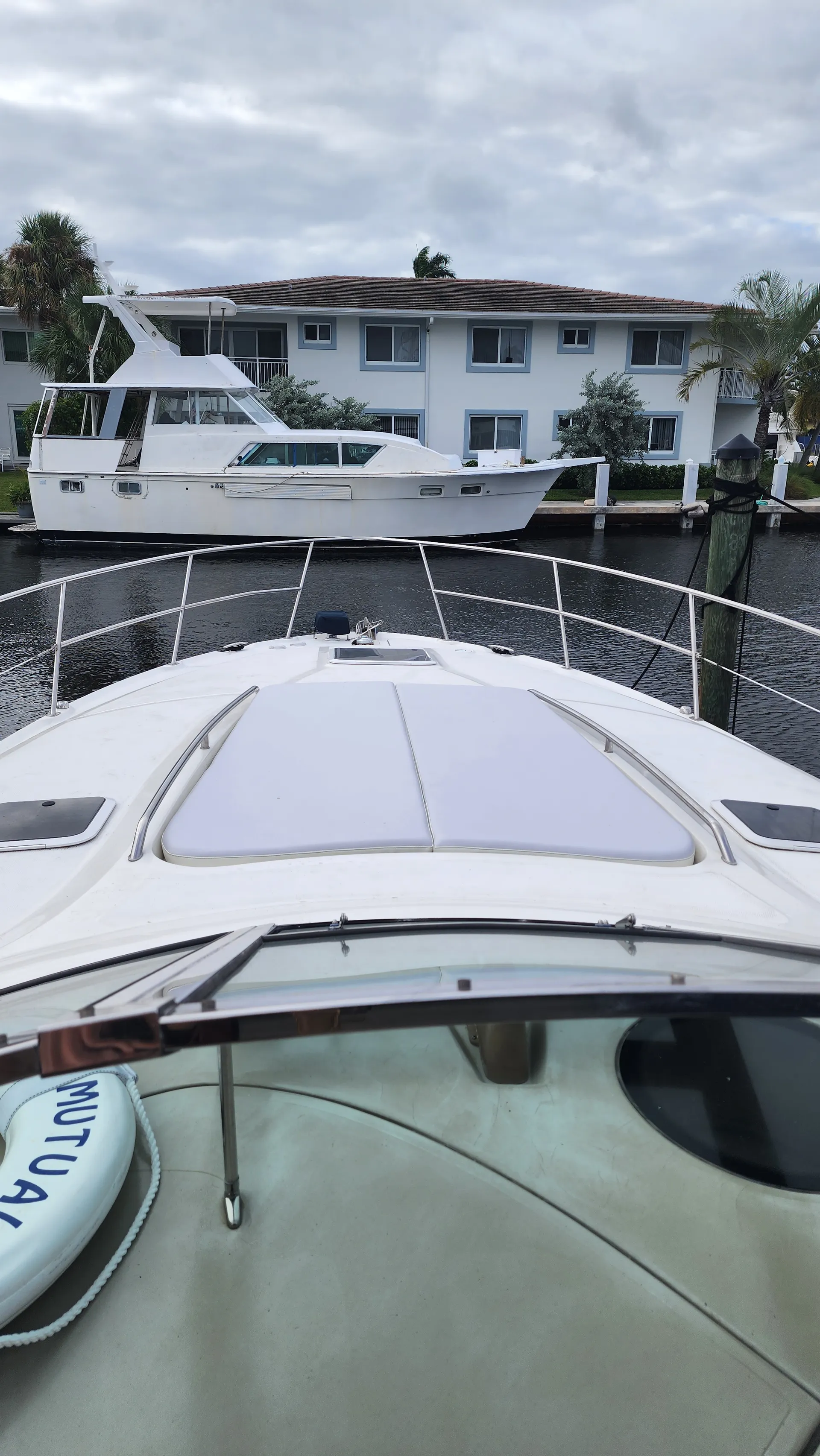 Cruise Fort Lauderdale in Style: Charter This Stunning 45' Sea Ray 
