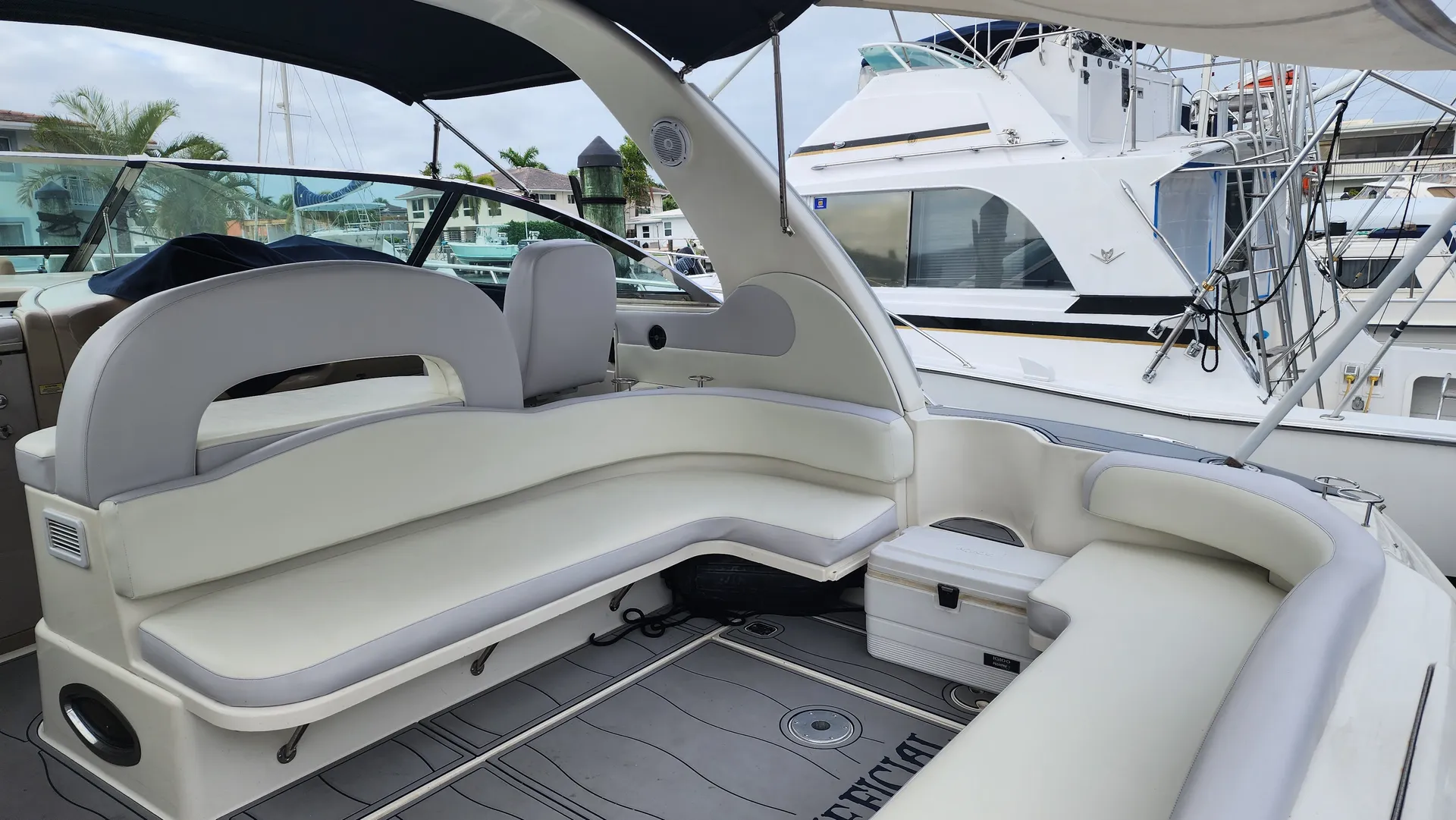 Cruise Fort Lauderdale in Style: Charter This Stunning 45' Sea Ray 