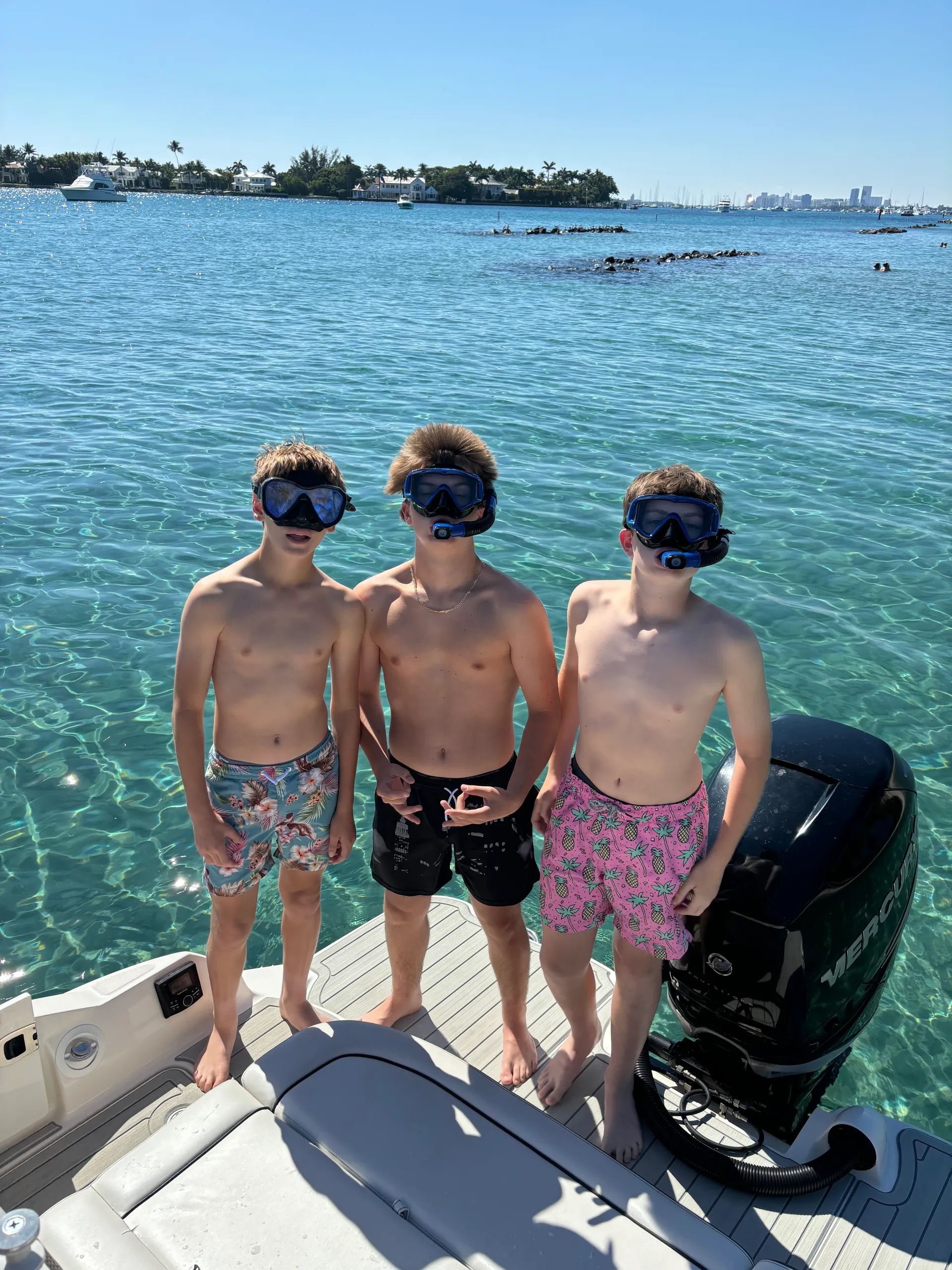 Peanut Island Tour aboard Sea Ray Luxury Boat